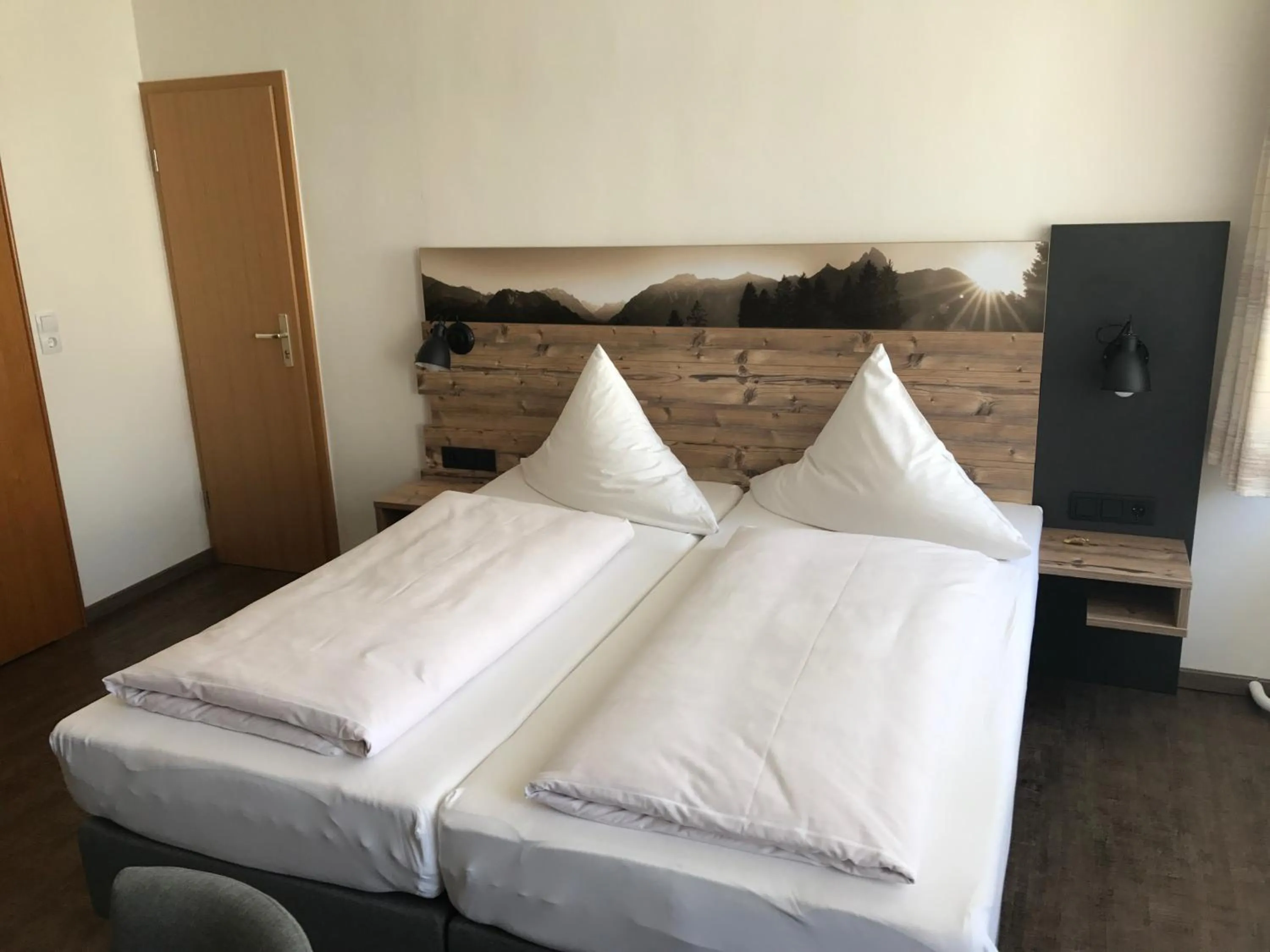 Bed in Gasthof zum Waldstein