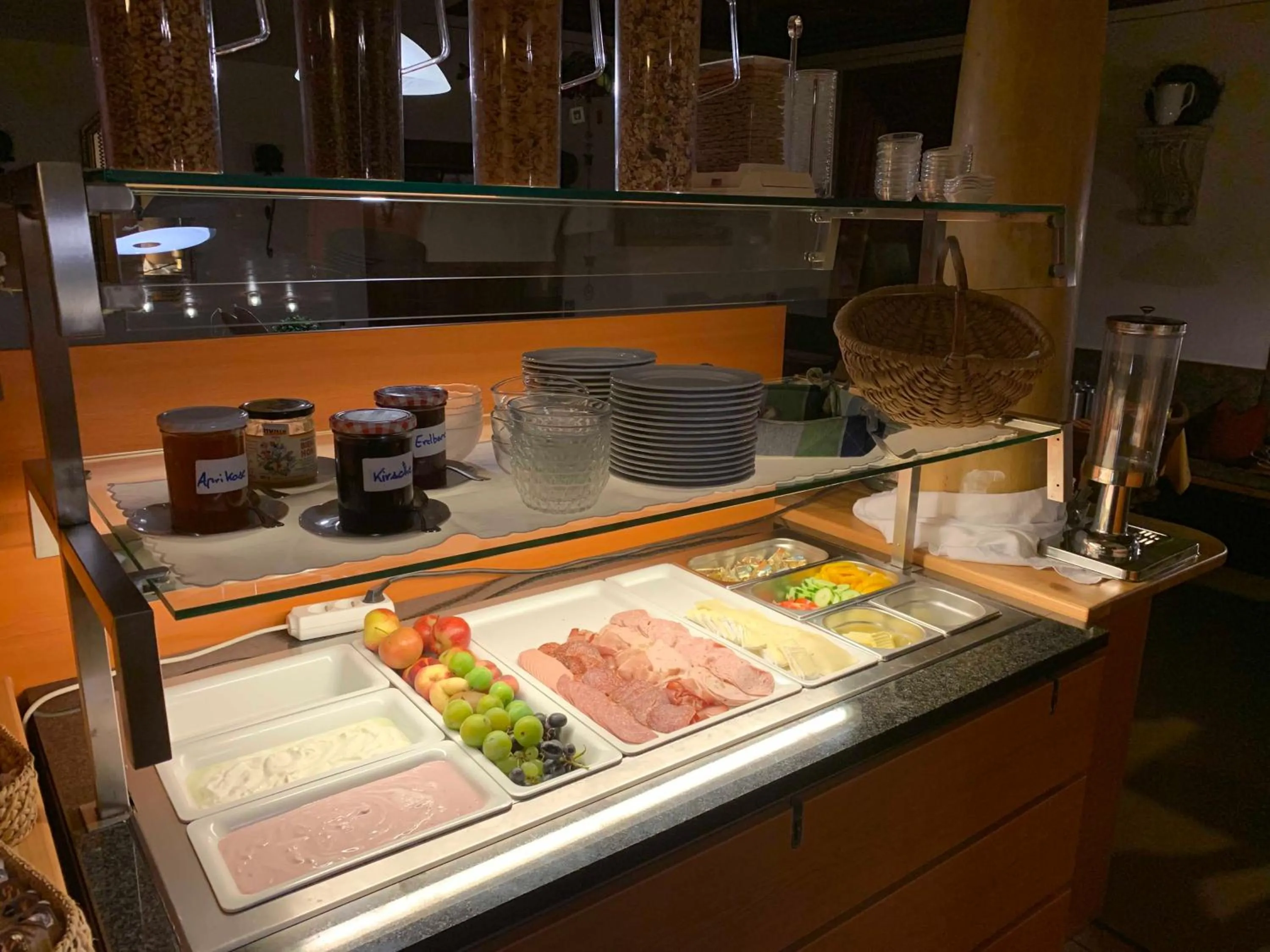 Food and drinks in Gasthof zum Waldstein