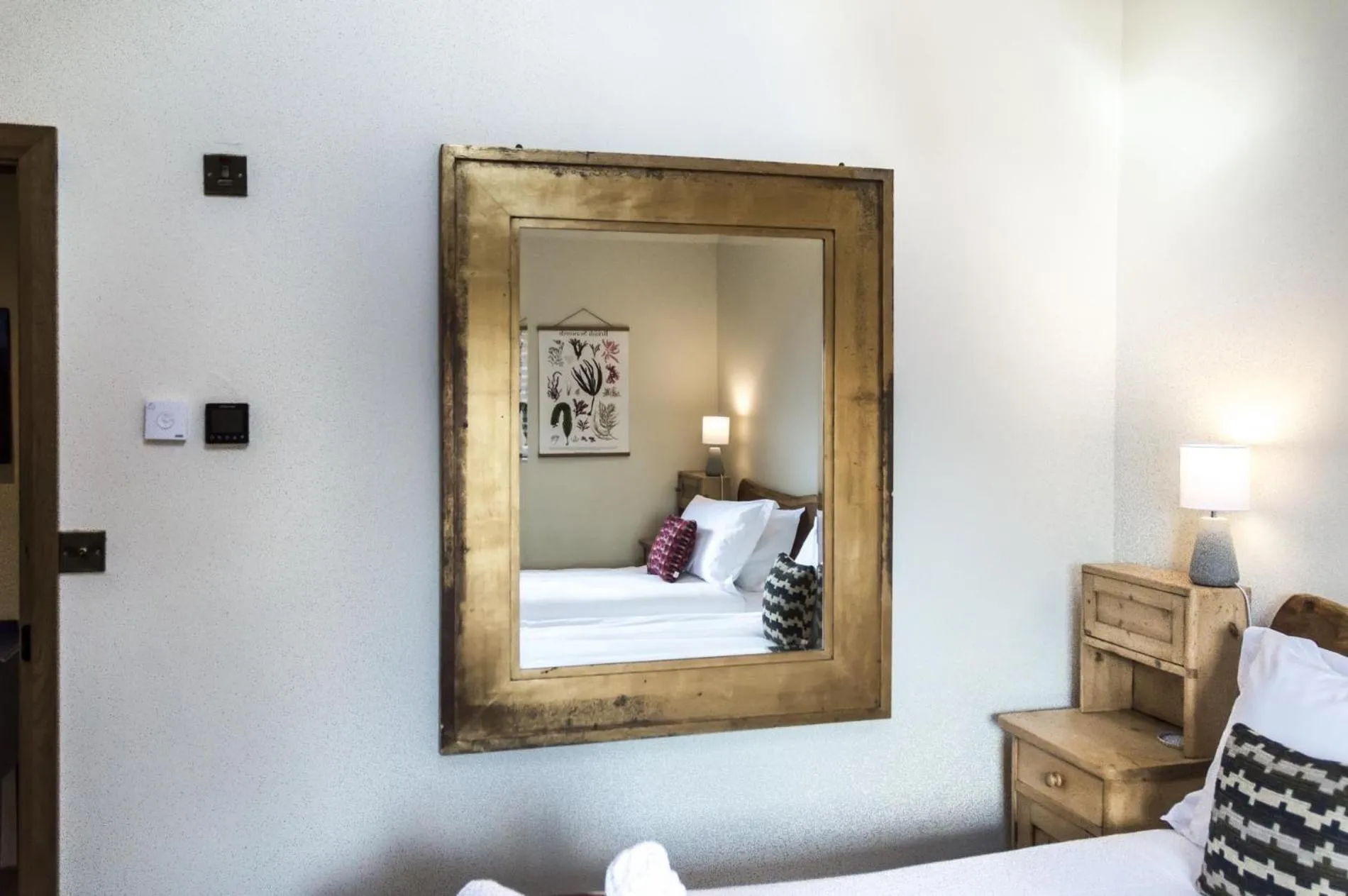 Floor plan, Bed in Lavender - Luxurious Barn Conversion - Blossom Farm