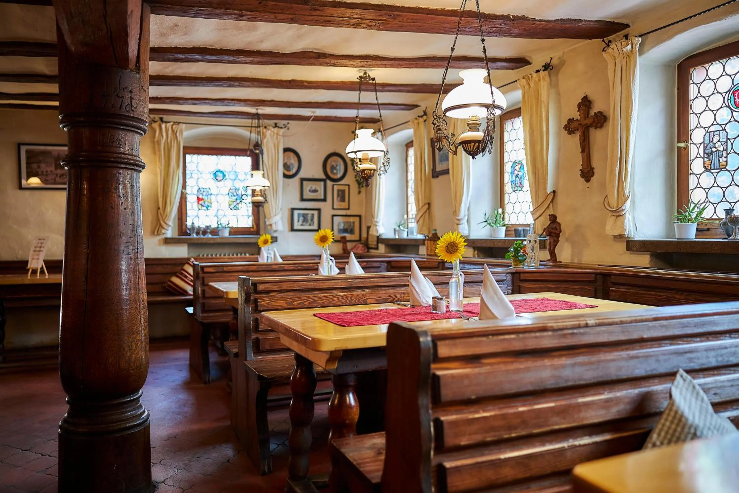 Restaurant/places to eat in Flair-Hotel Zum Benediktiner