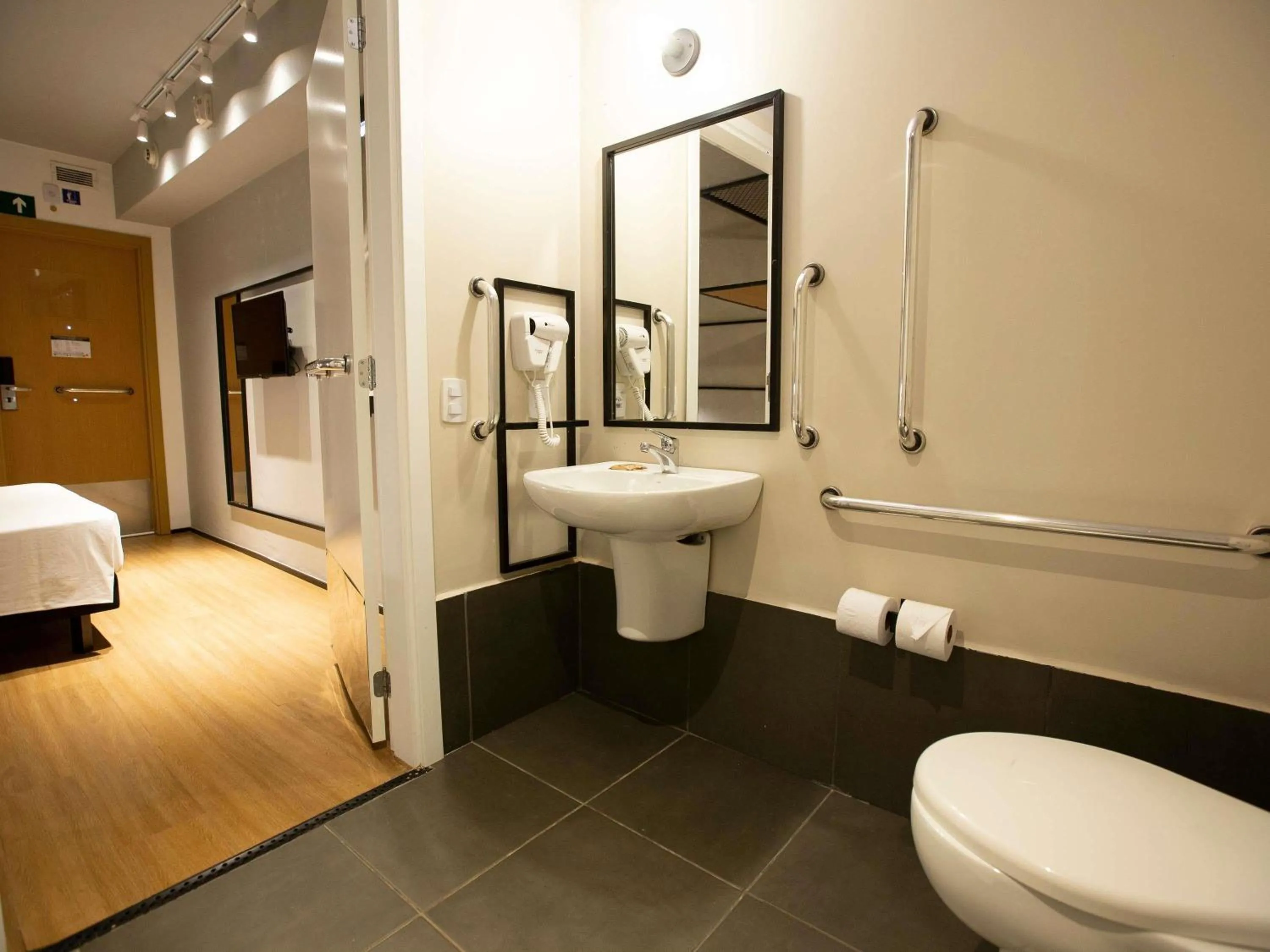 Bedroom in ibis Cuiaba Shopping