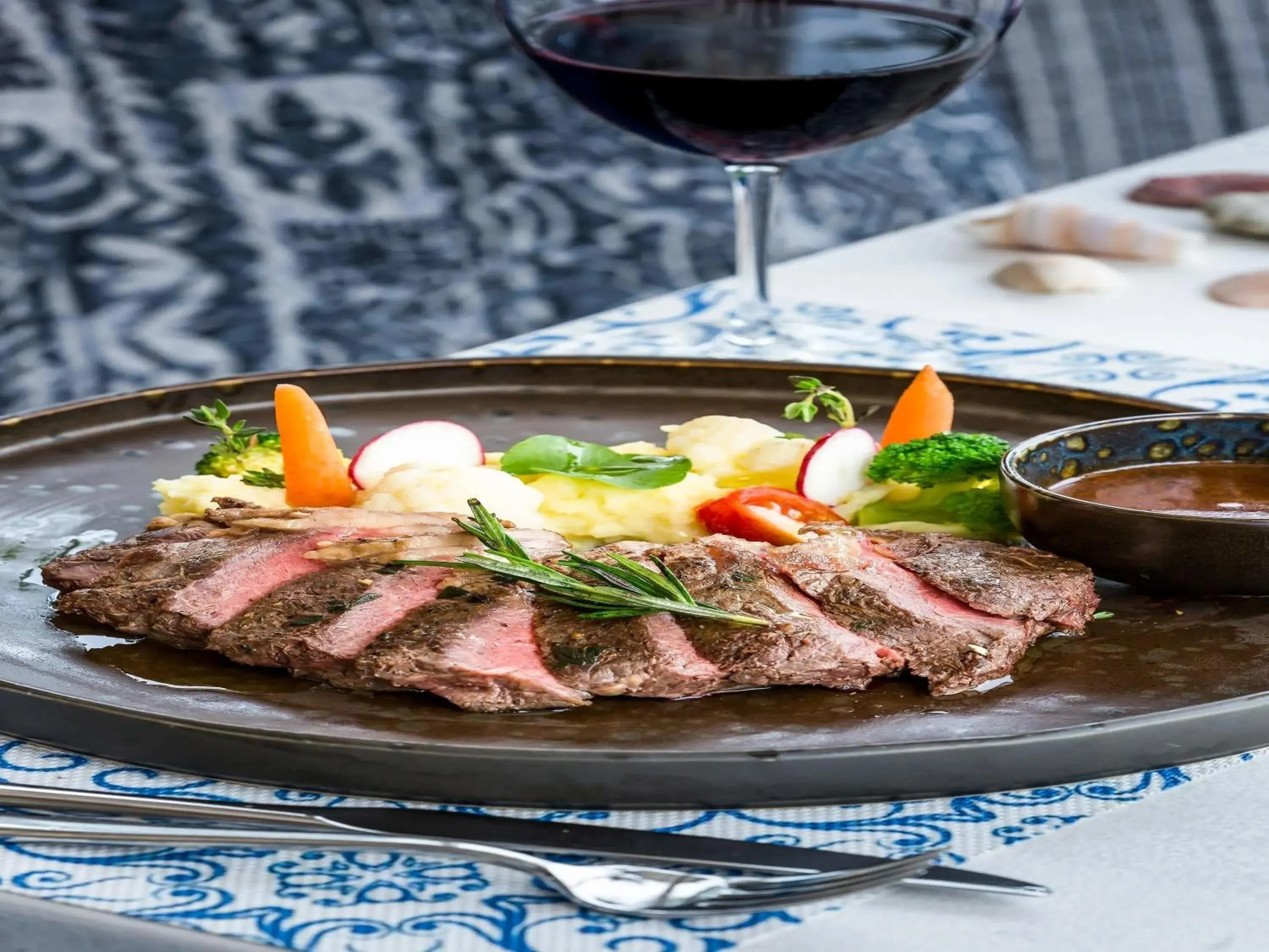 Restaurant/places to eat in Pullman Khao Lak Resort Restaurant/places to eat in Pullman Khao Lak Resort