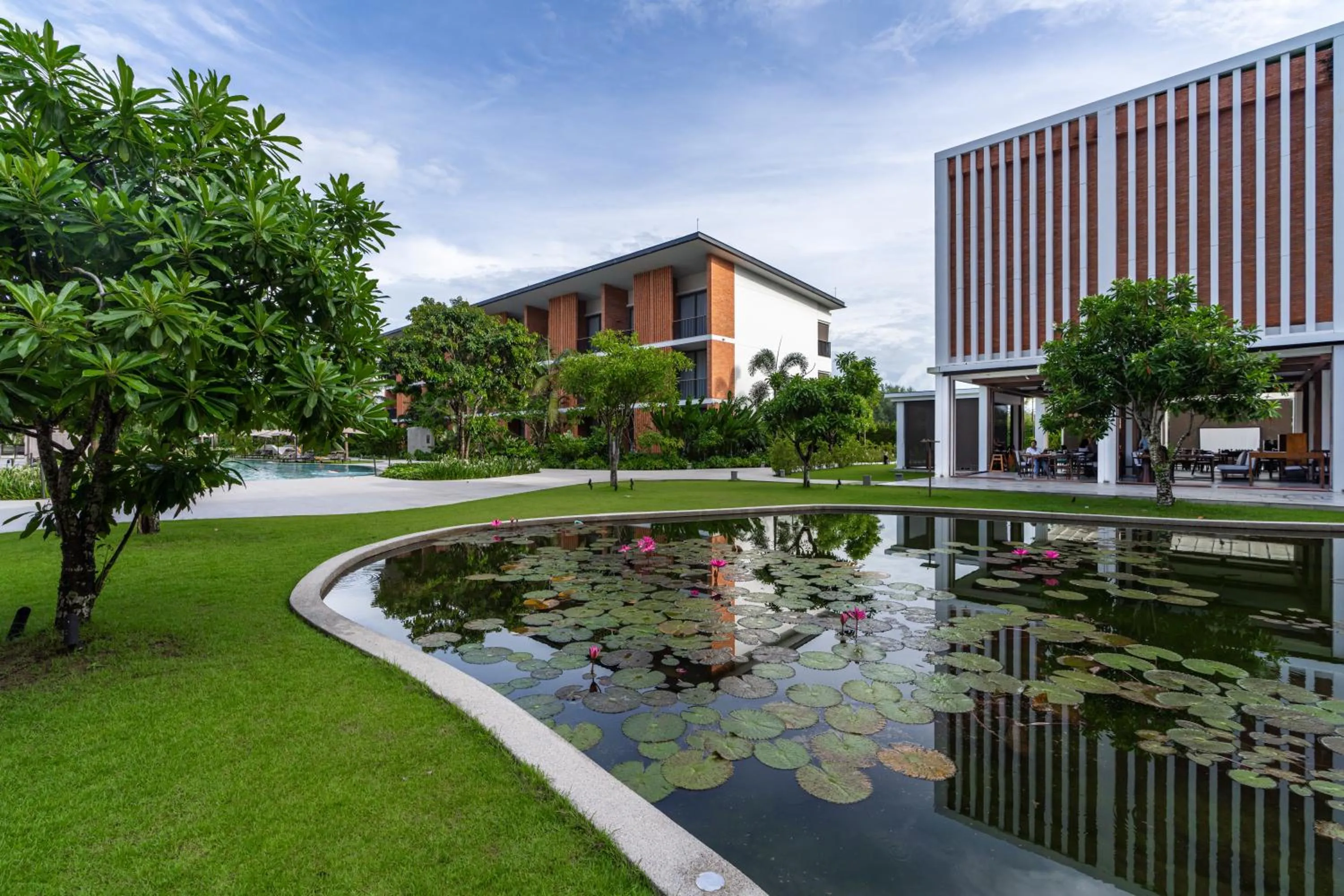 Property building in Pullman Khao Lak Resort