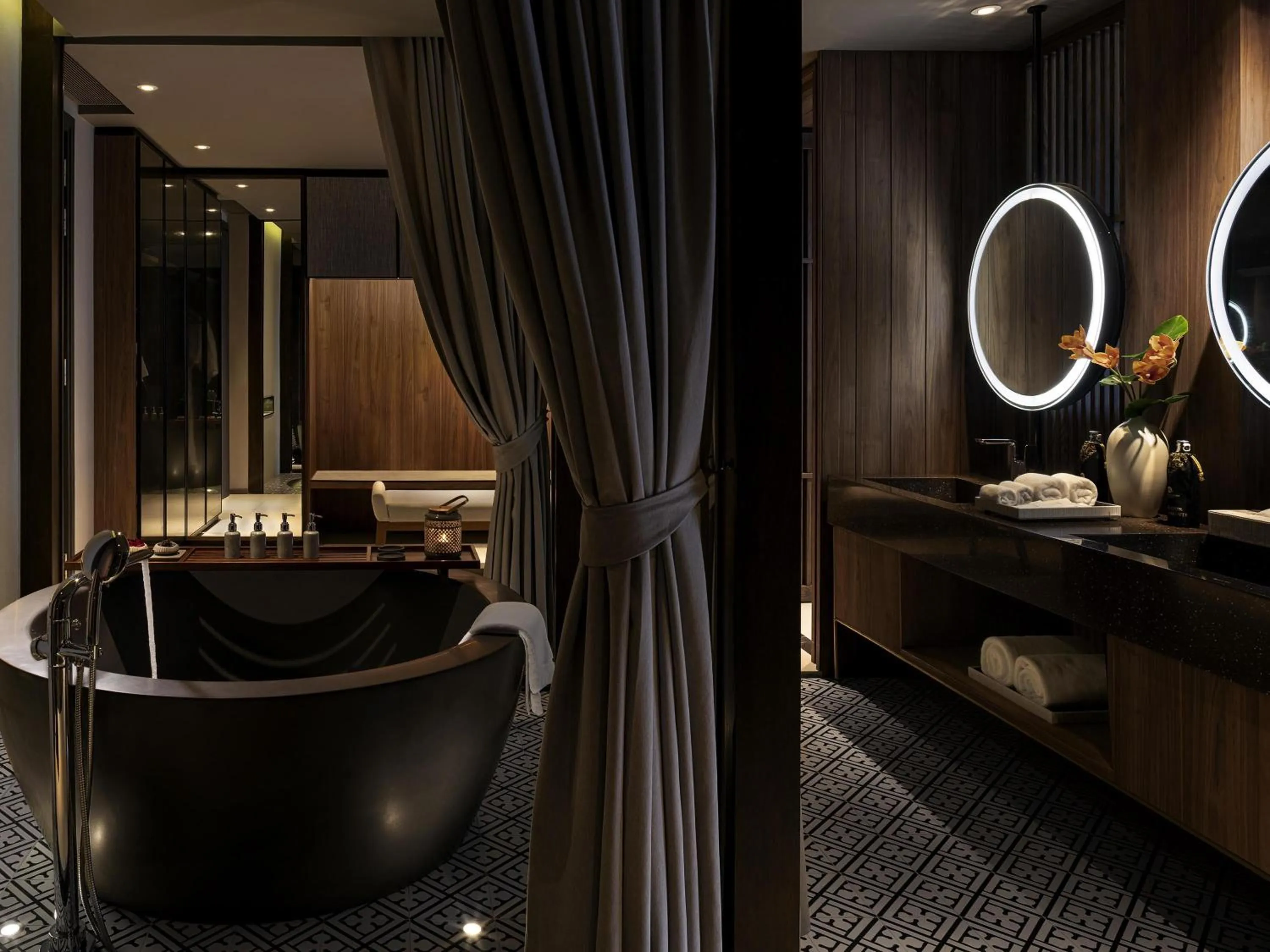 Bedroom in Grand Mercure Khao Lak Bangsak