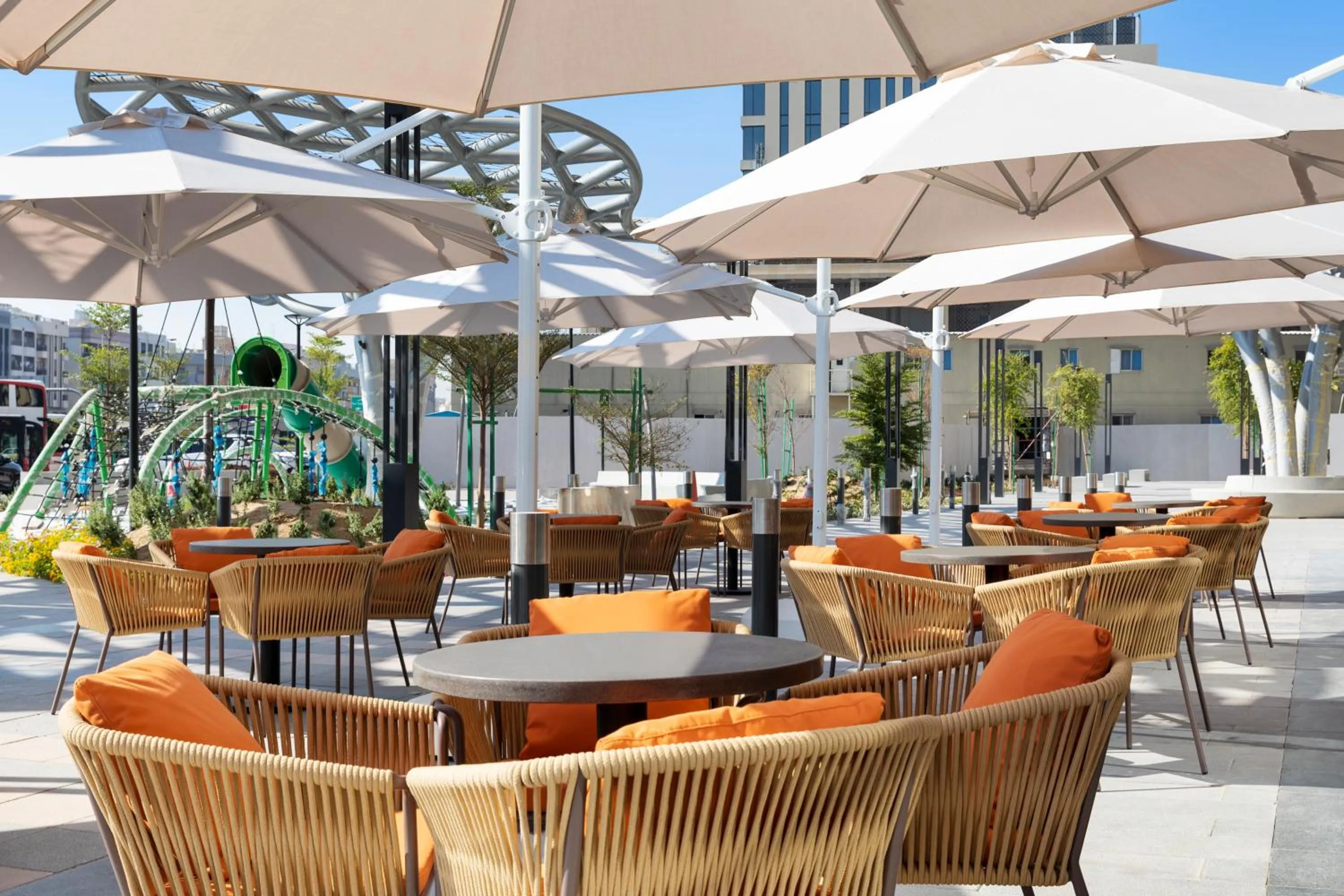 Restaurant/places to eat in Aparthotel Adagio Dubai Deira