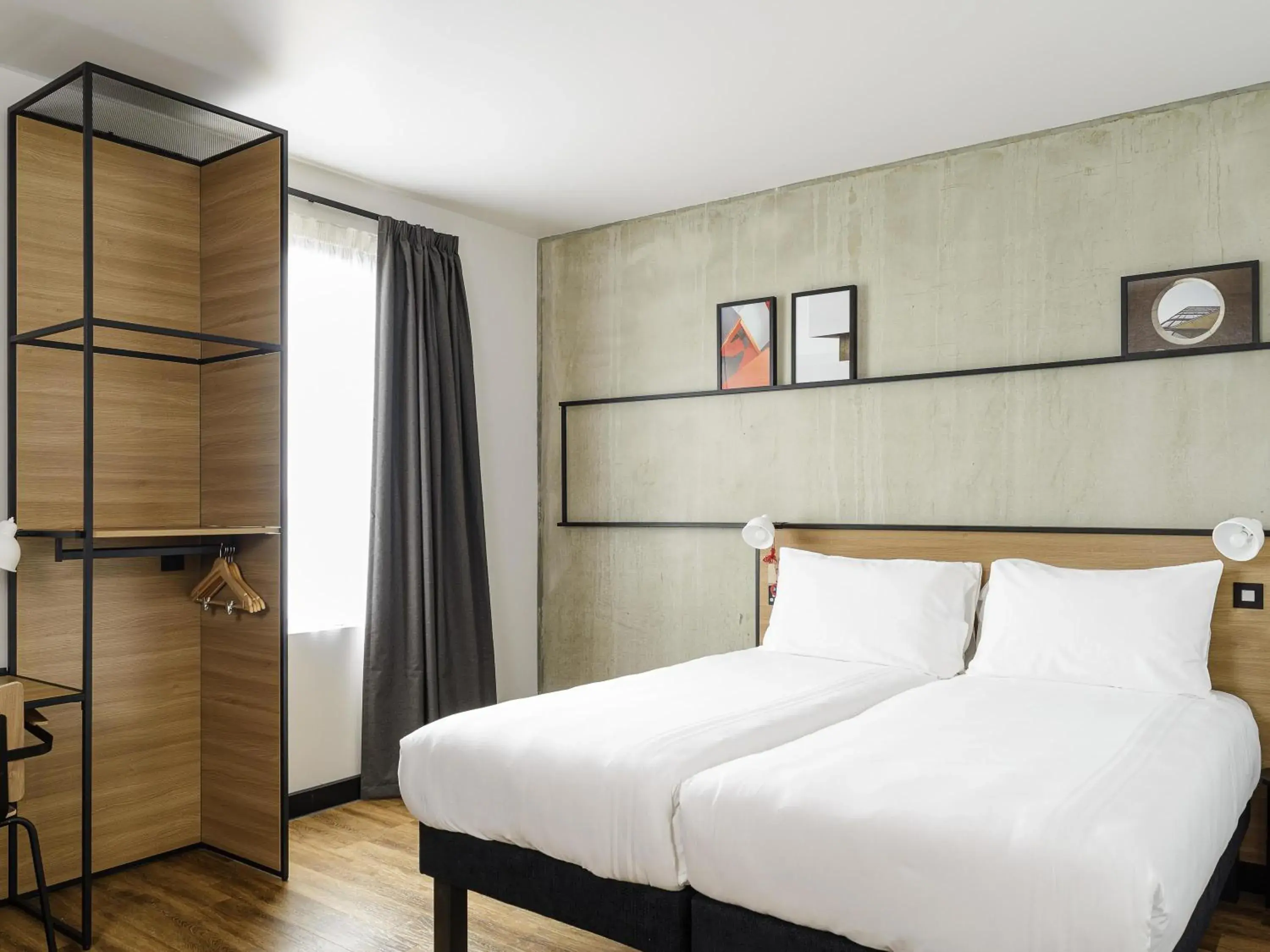 Bedroom, Bed in ibis Bridgwater, M5 Jct23 Bedroom, Bed in ibis Bridgwater, M5 Jct23