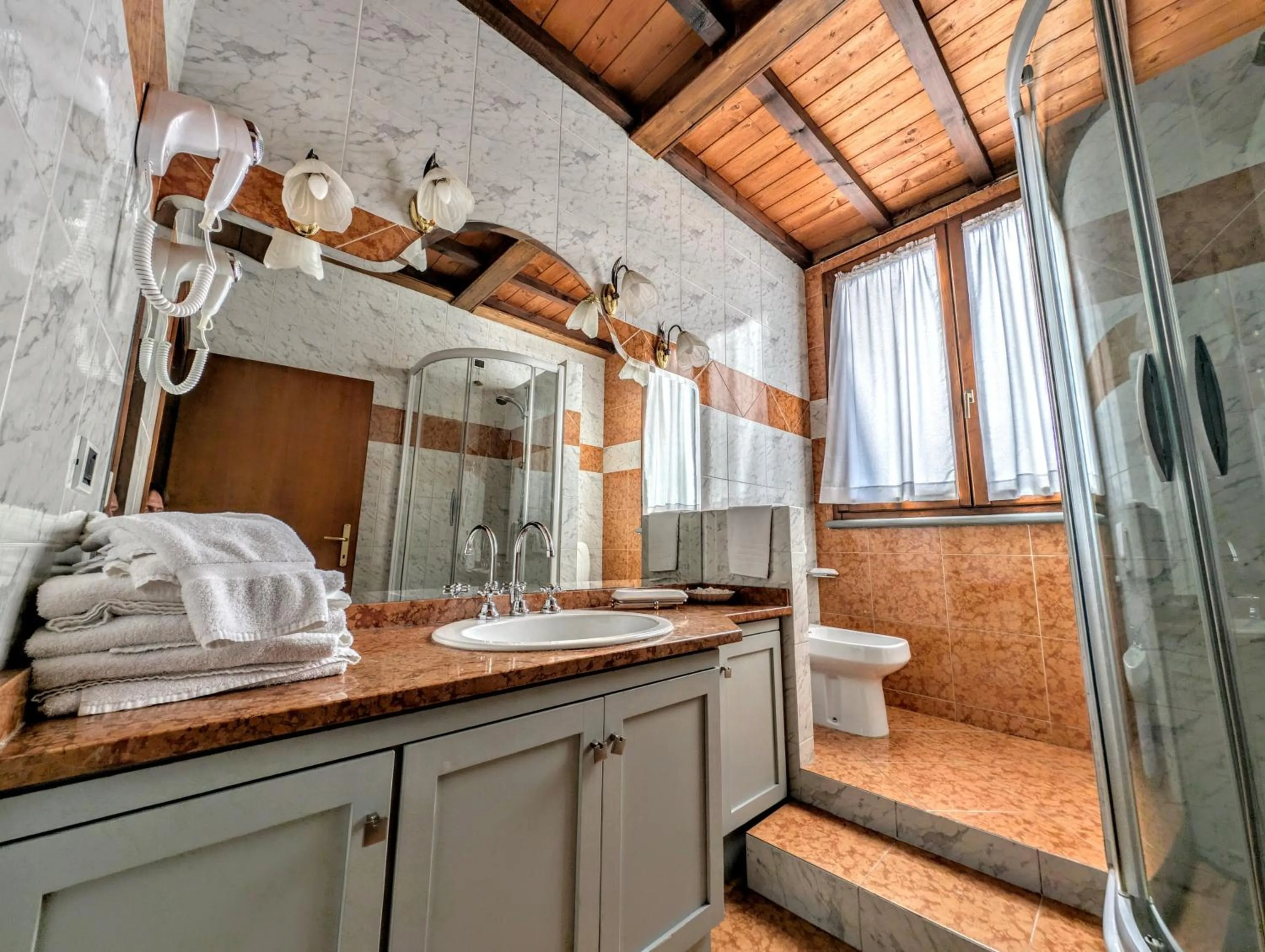 Two-Bedroom Apartment in Residence Villa La Fornacina