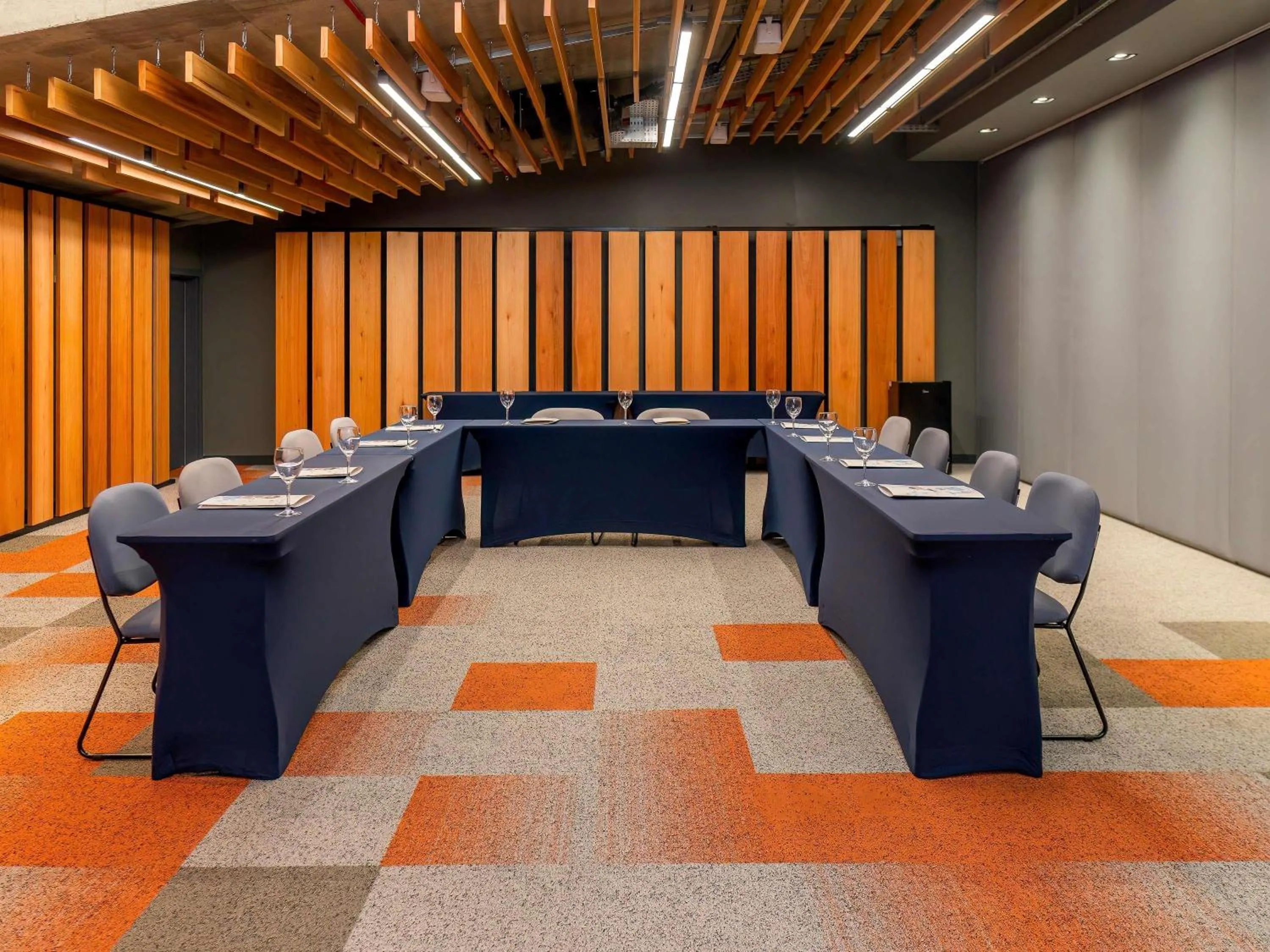 Meeting/conference room in Novotel Criciuma
