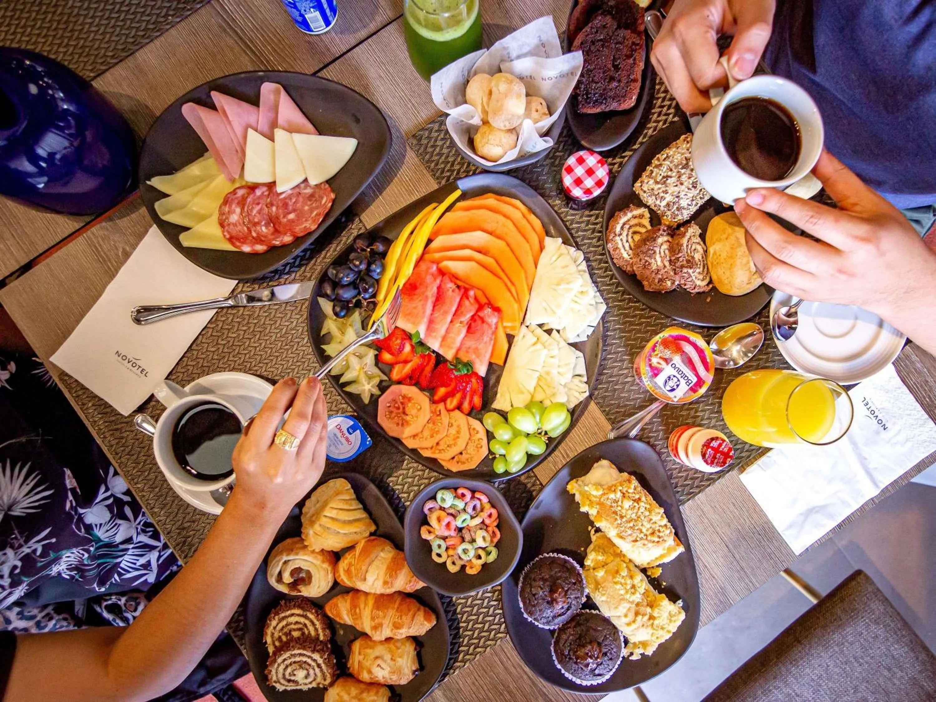 Restaurant/places to eat in Novotel Criciuma