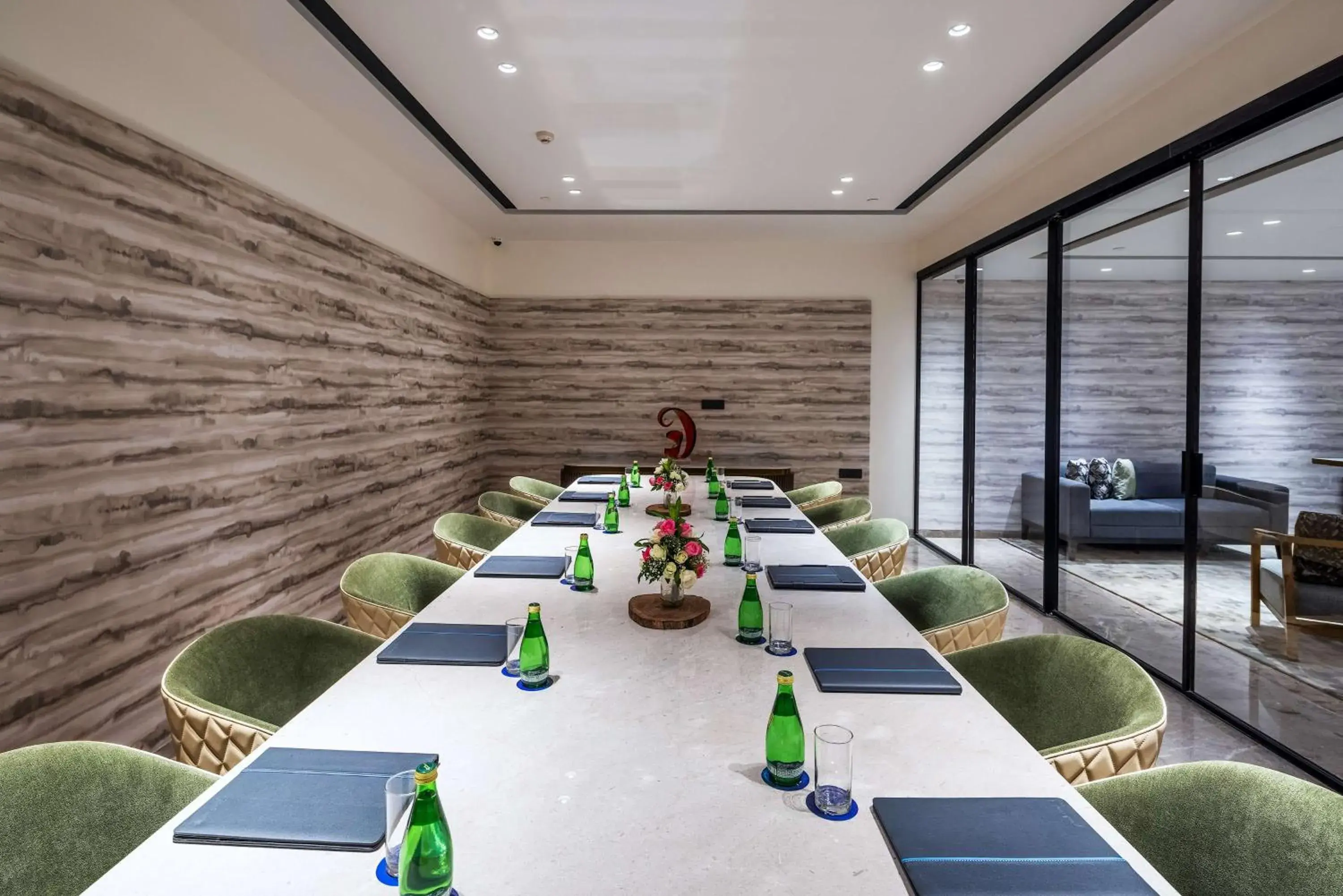 Lounge or bar in Radisson Blu Mumbai International Airport Lounge or bar in Radisson Blu Mumbai International Airport