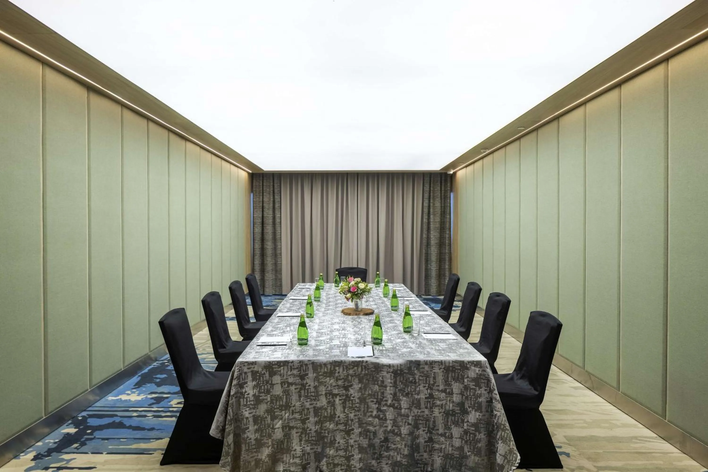 Meeting/conference room in Radisson Blu Mumbai International Airport