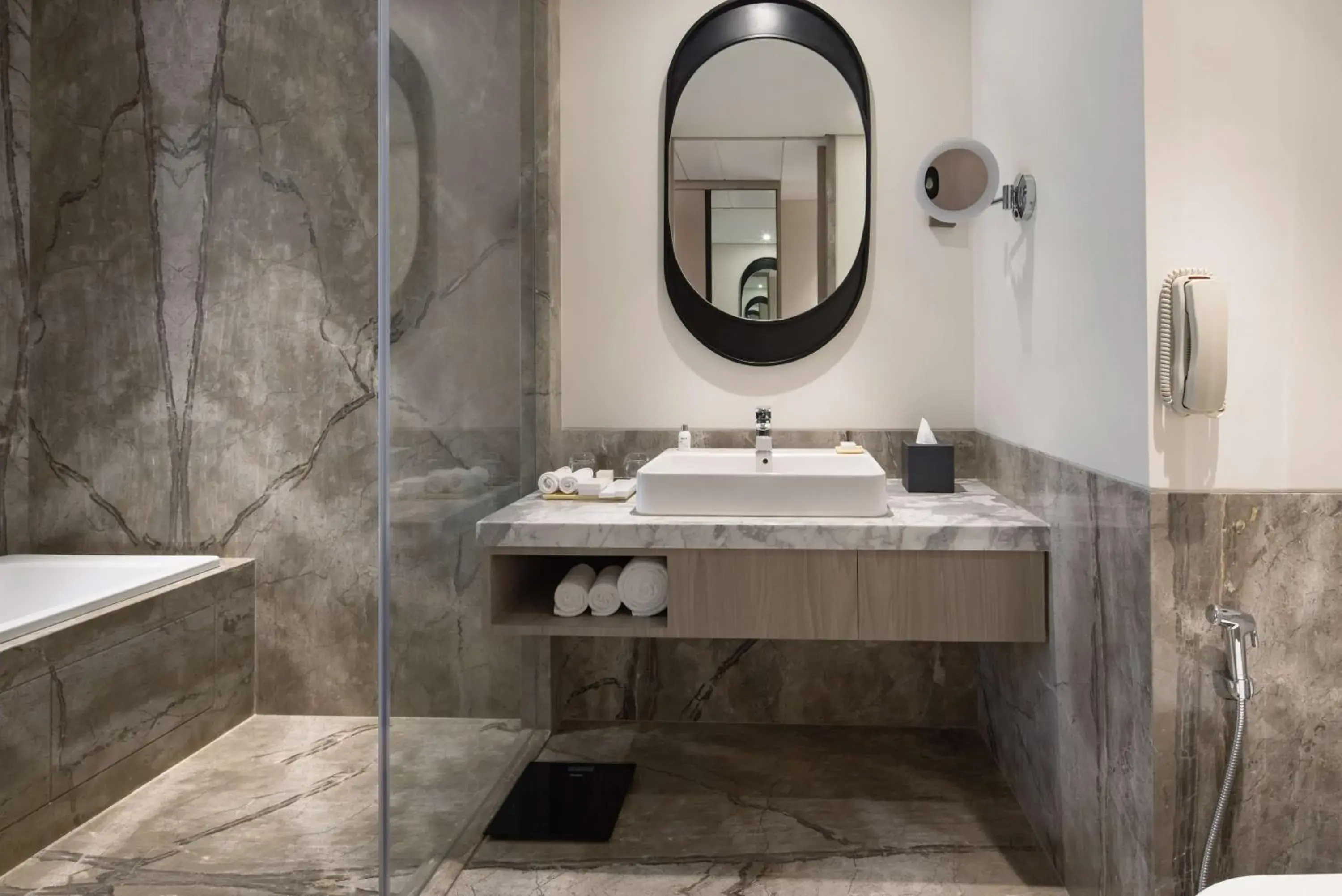 Bathroom in Radisson Blu Mumbai International Airport Bathroom in Radisson Blu Mumbai International Airport