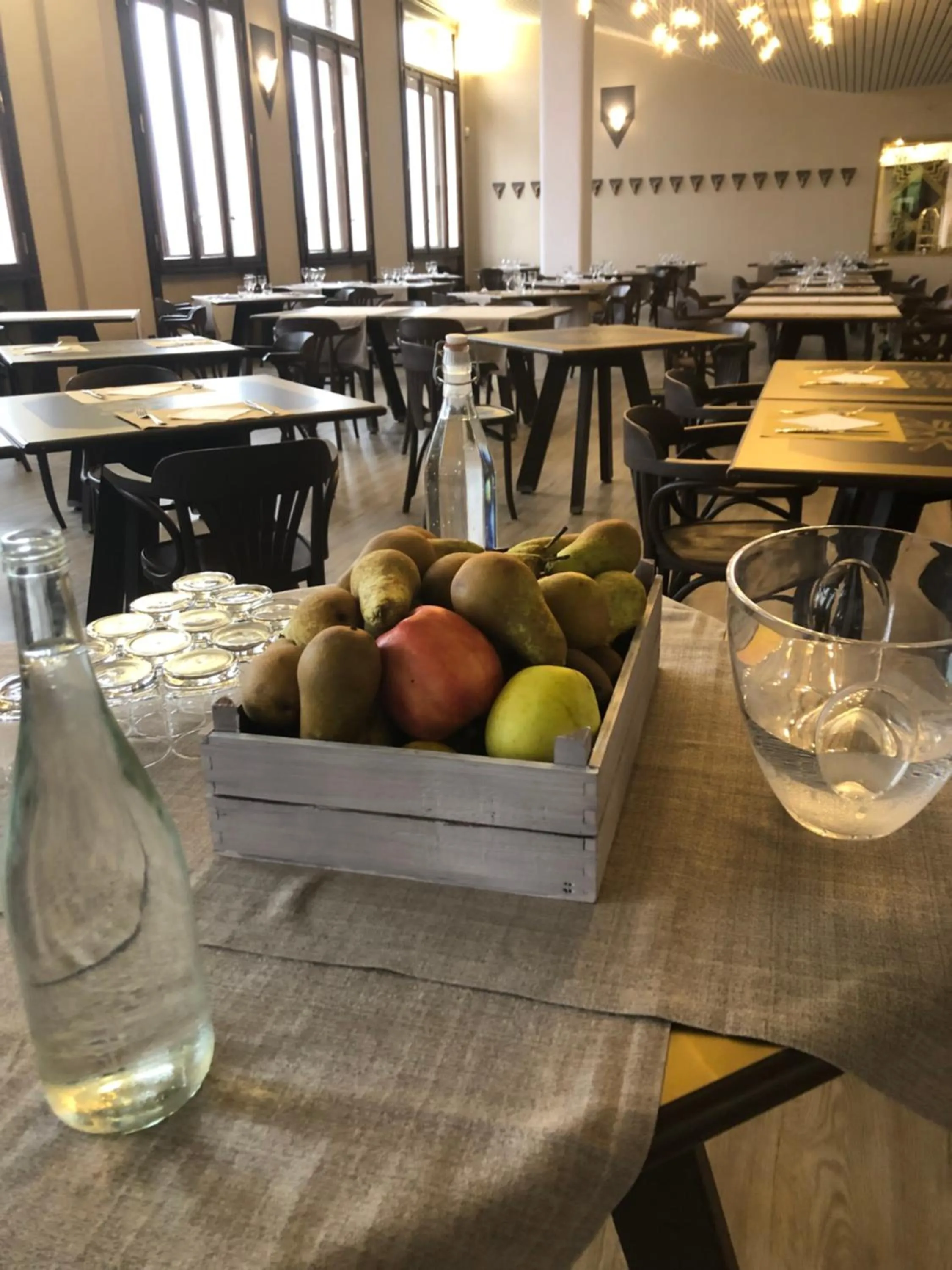 Pràcatinat Hotel & Restaurant