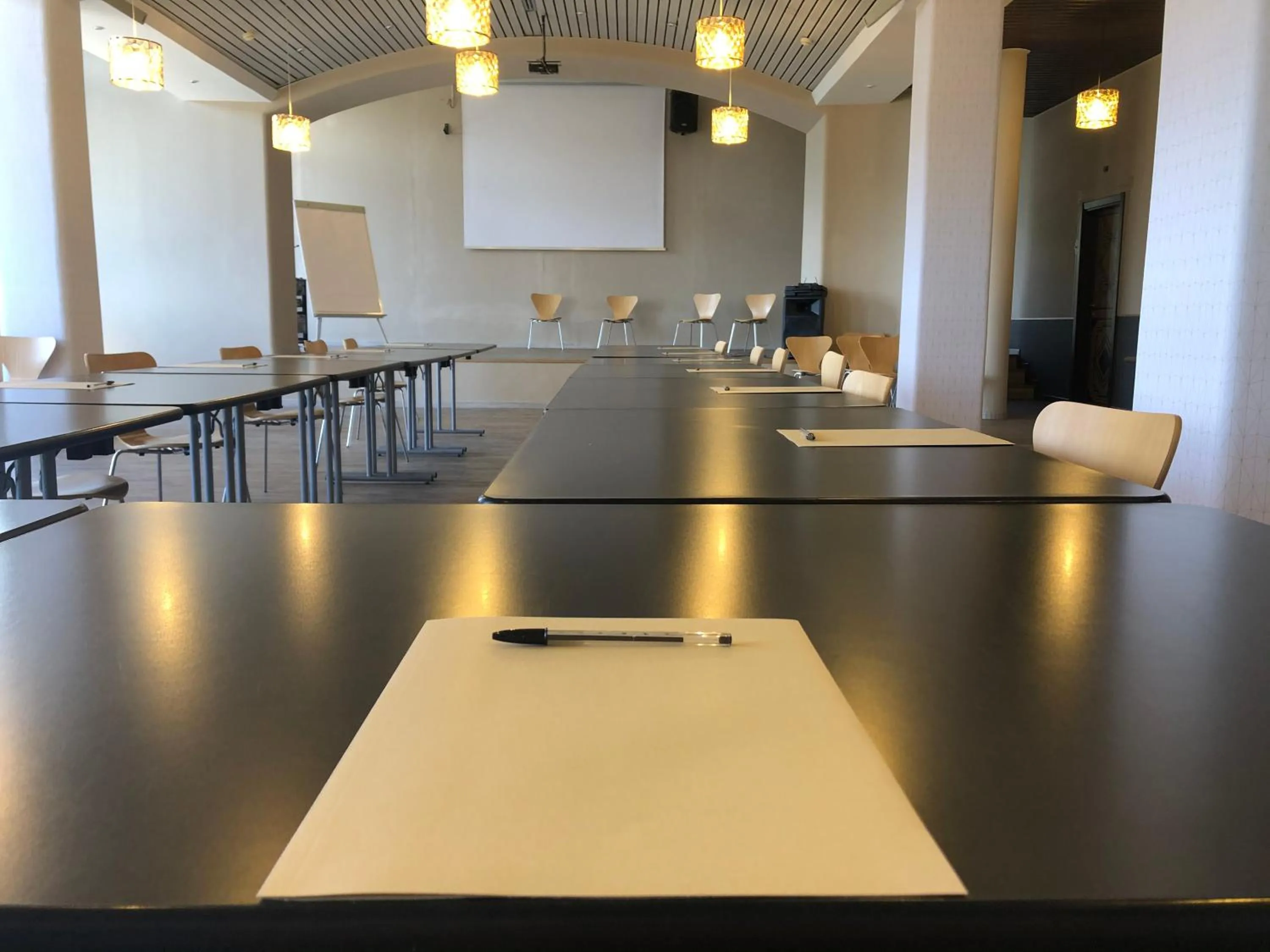 Pràcatinat Hotel & Restaurant