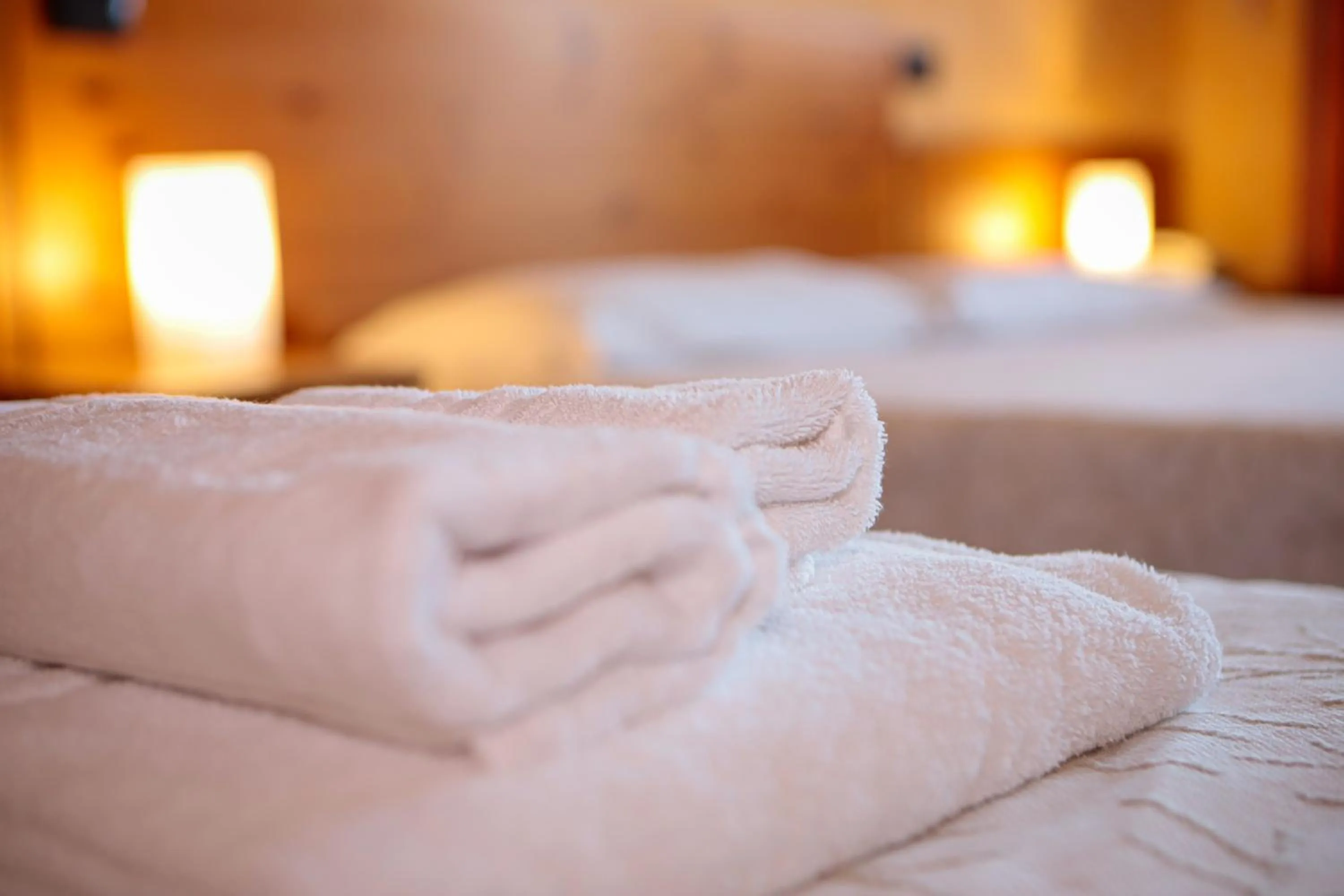 Bed in Pràcatinat Hotel & Restaurant