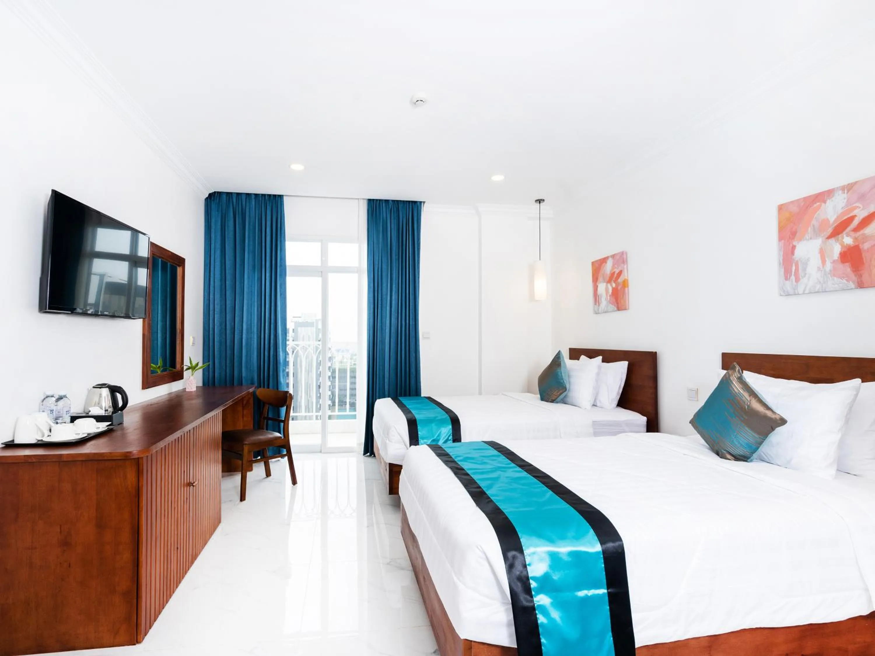 TV and multimedia, Bed in Le Kree Downtown Hotel