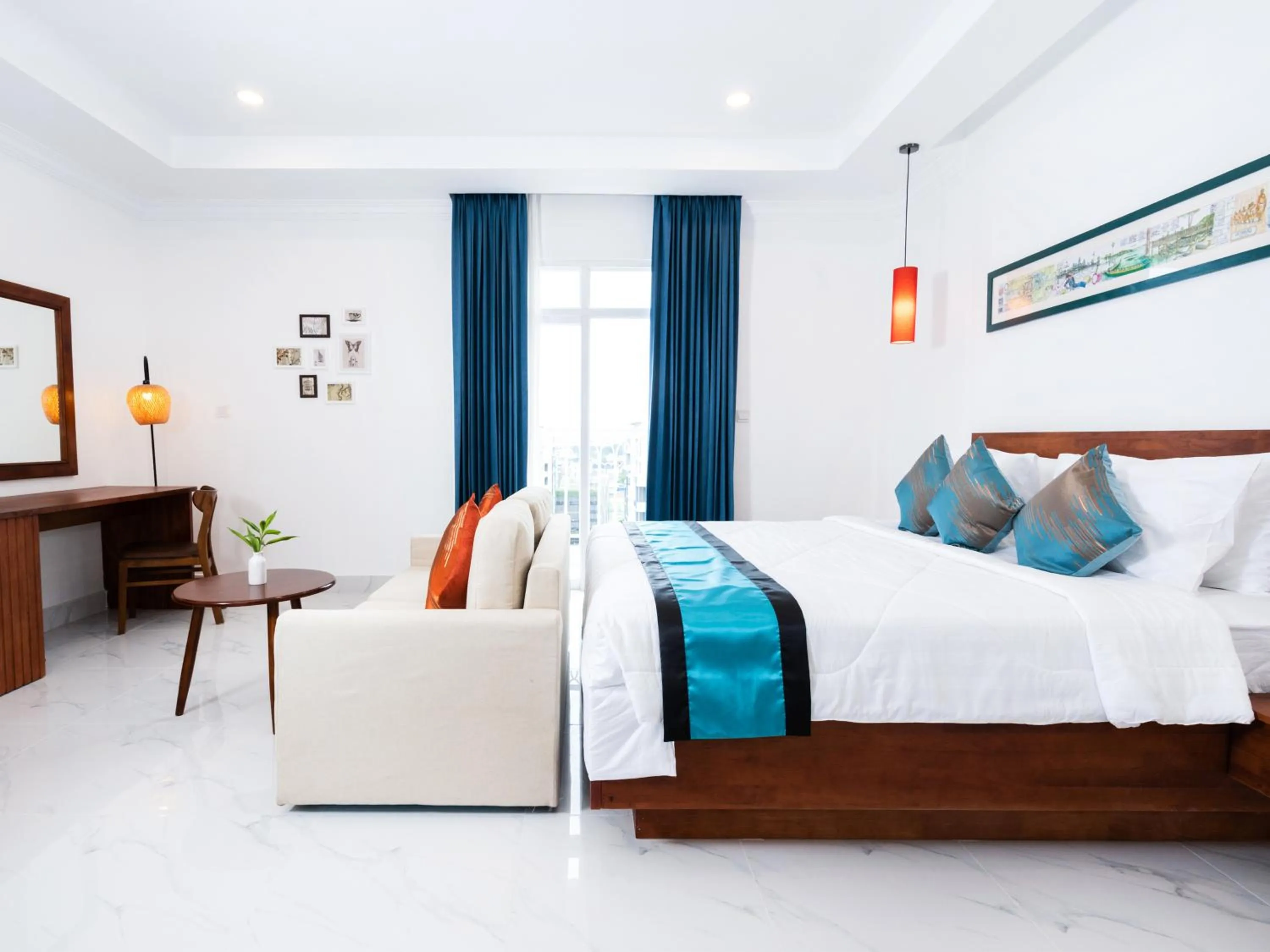 Living room, Bed in Le Kree Downtown Hotel