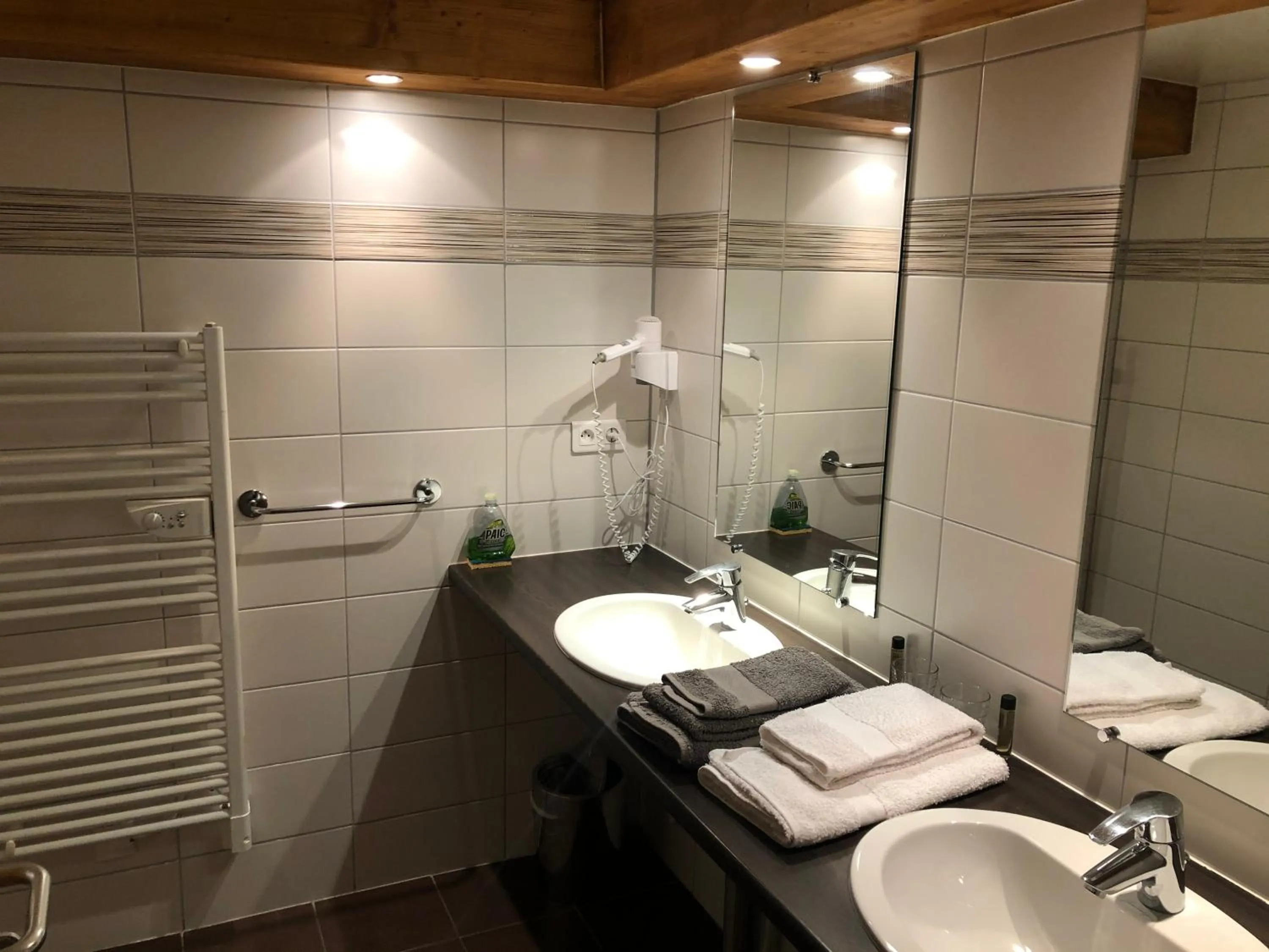 Shower in Golf du Rochat