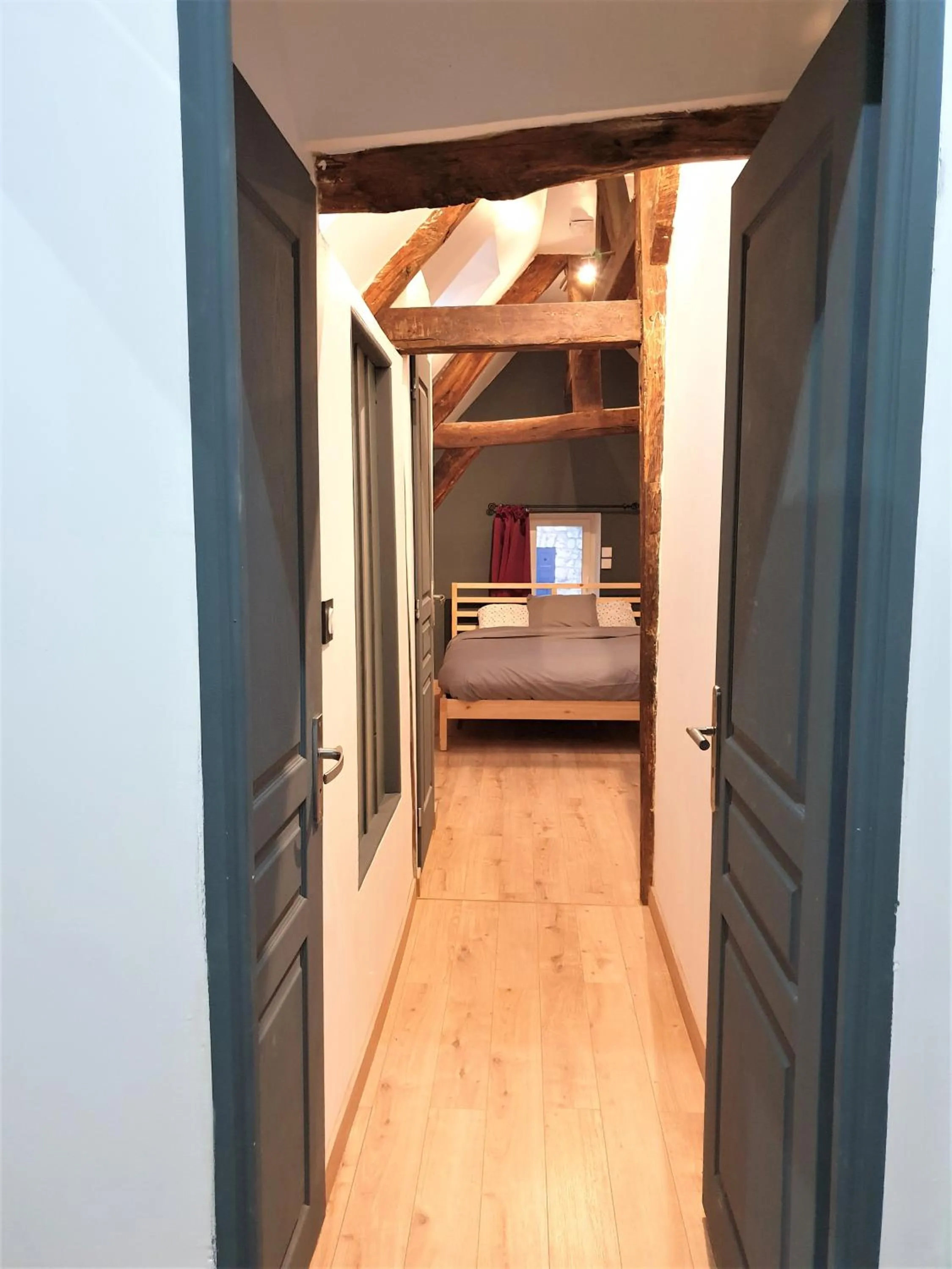 Property building, Bed in La graineterie89