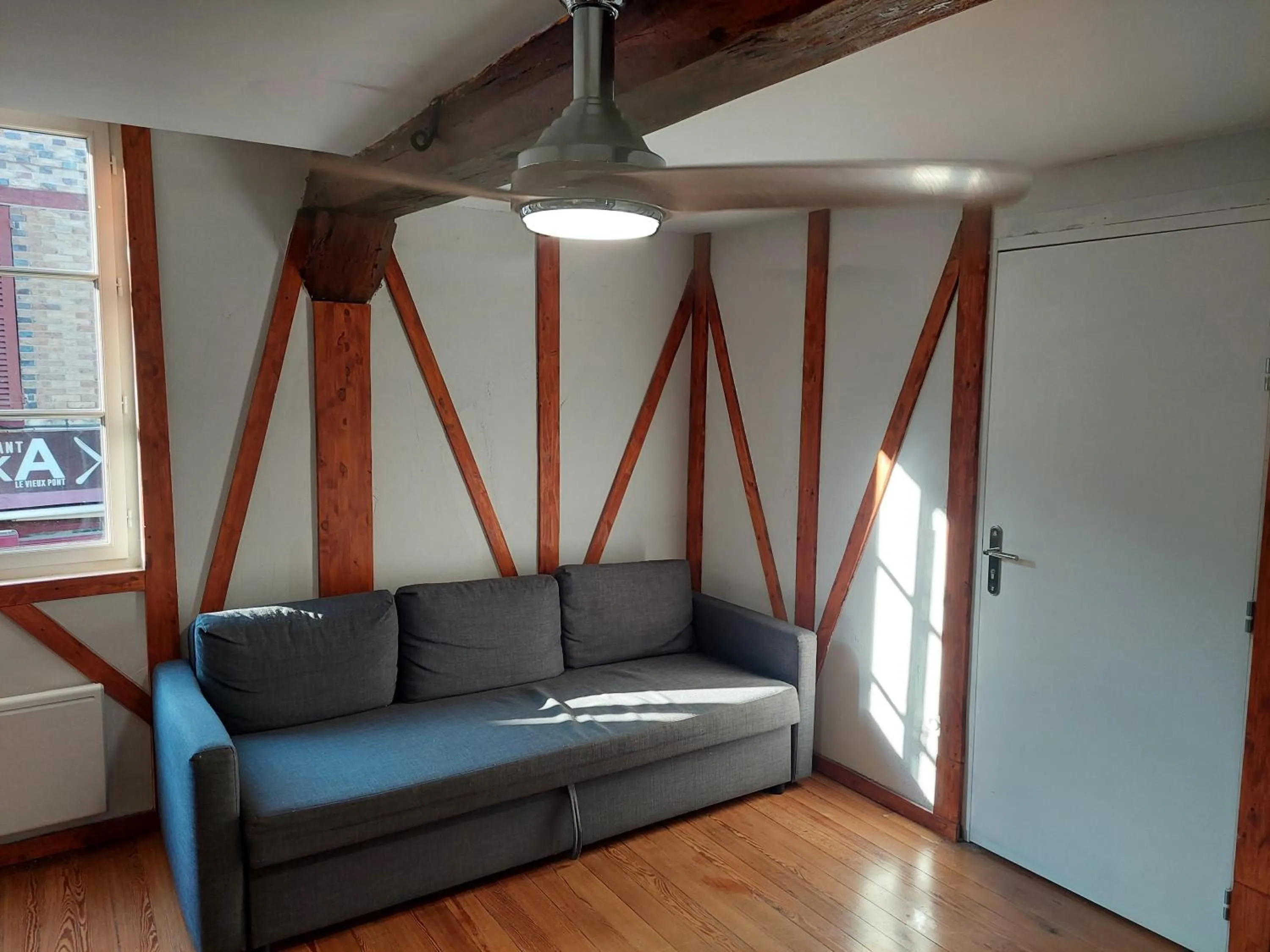 Living room in La graineterie89