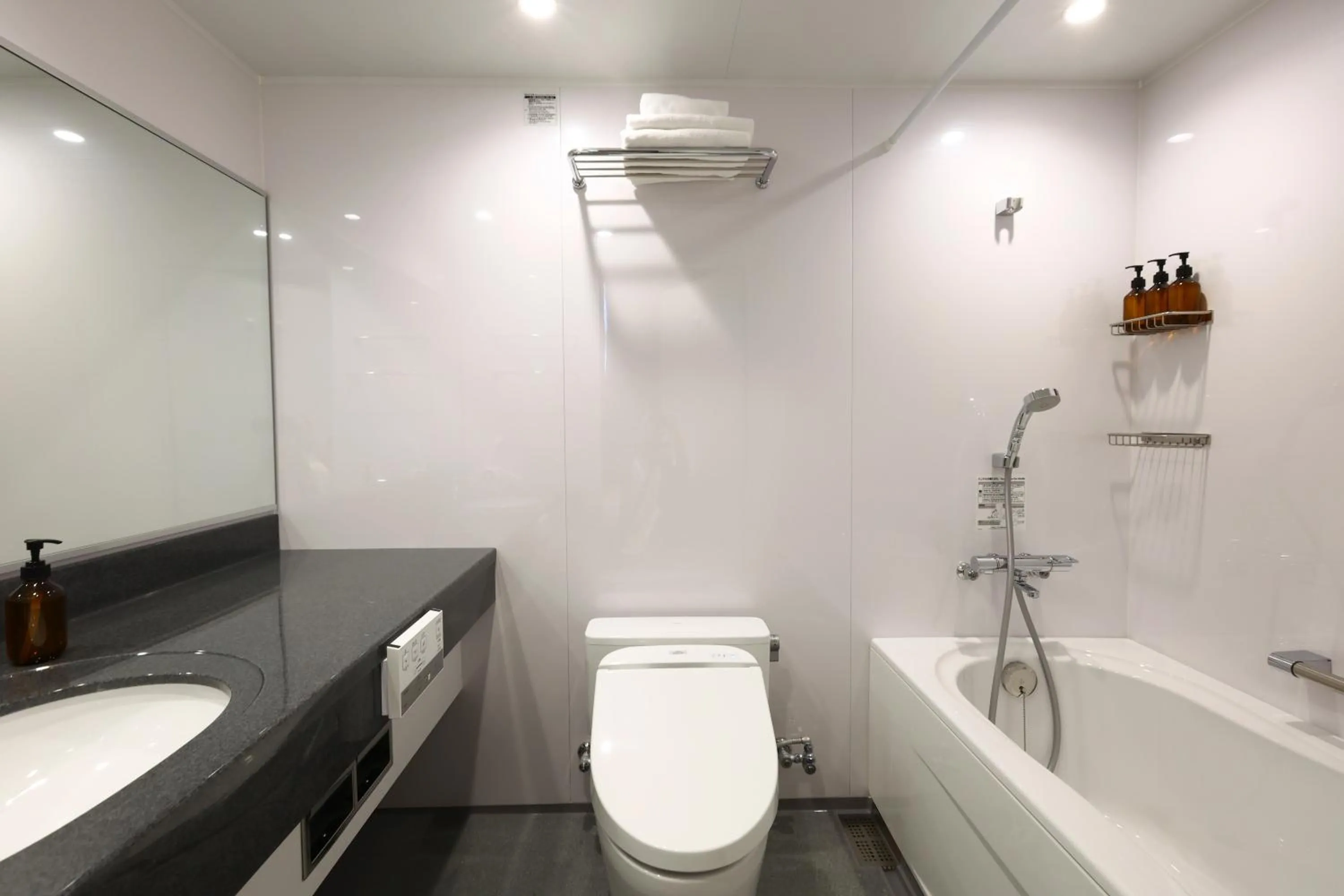 Toilet in MUSTARD HOTEL SHIMOKITAZAWA