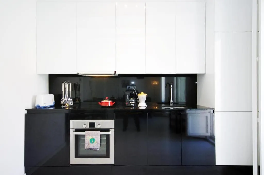 Mosen Sorell Apartments