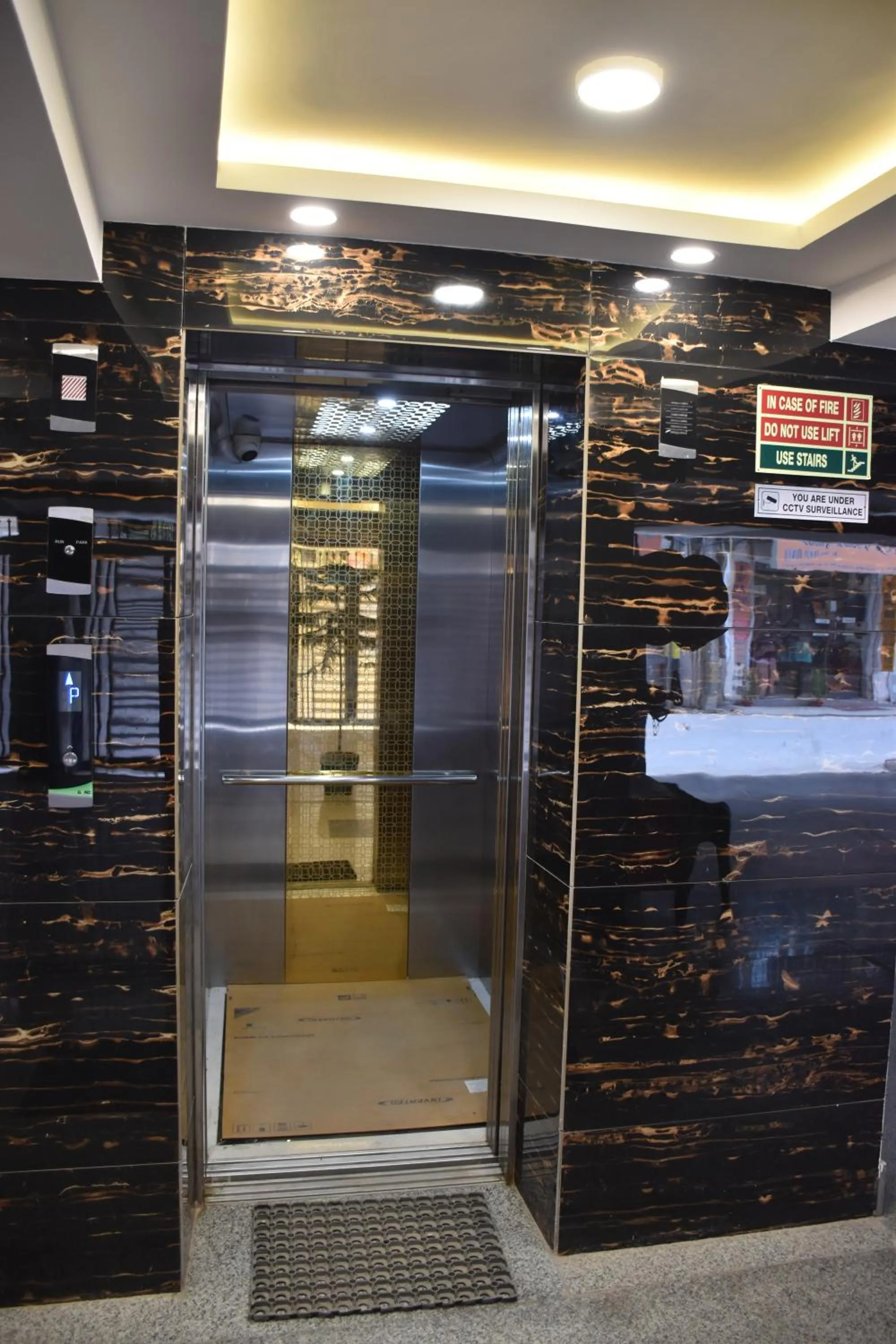 Area and facilities in Lemon Green Residency - Hotel and Serviced Apartments