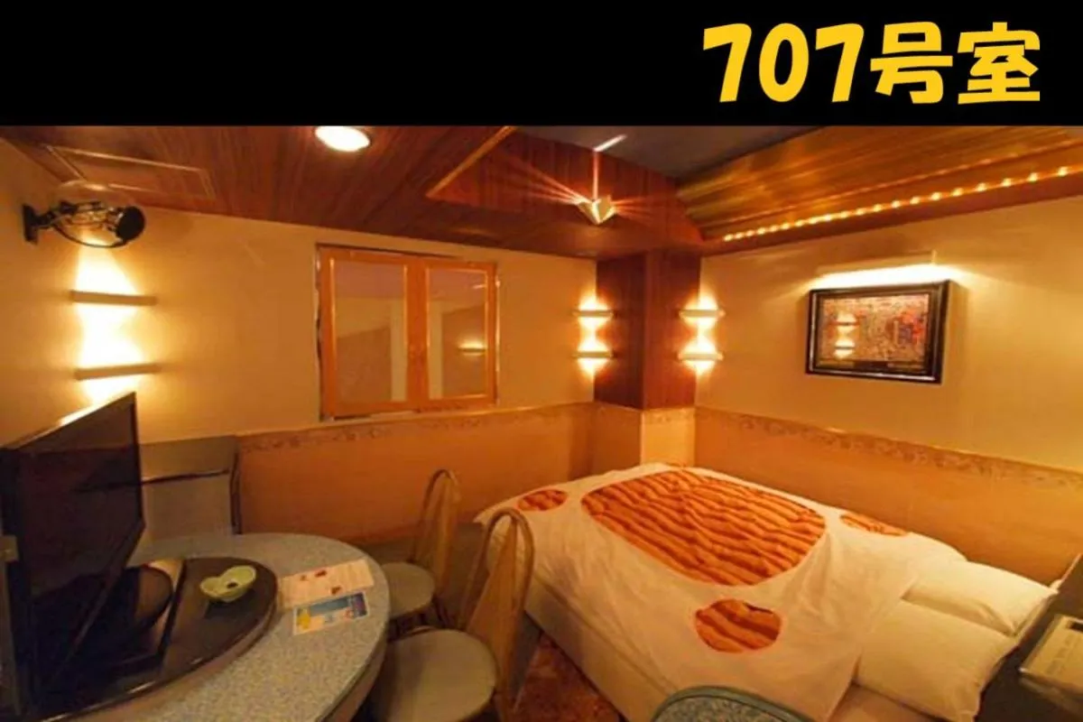 Bed in HOTEL Us Racecourse Adult only