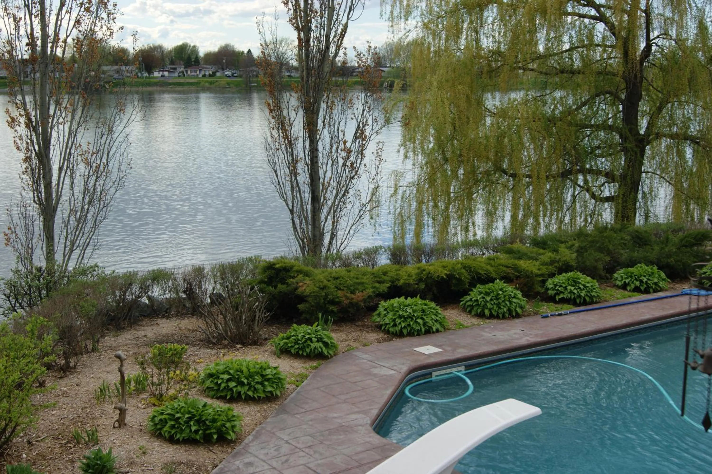 Swimming pool in La Belle aux Berges