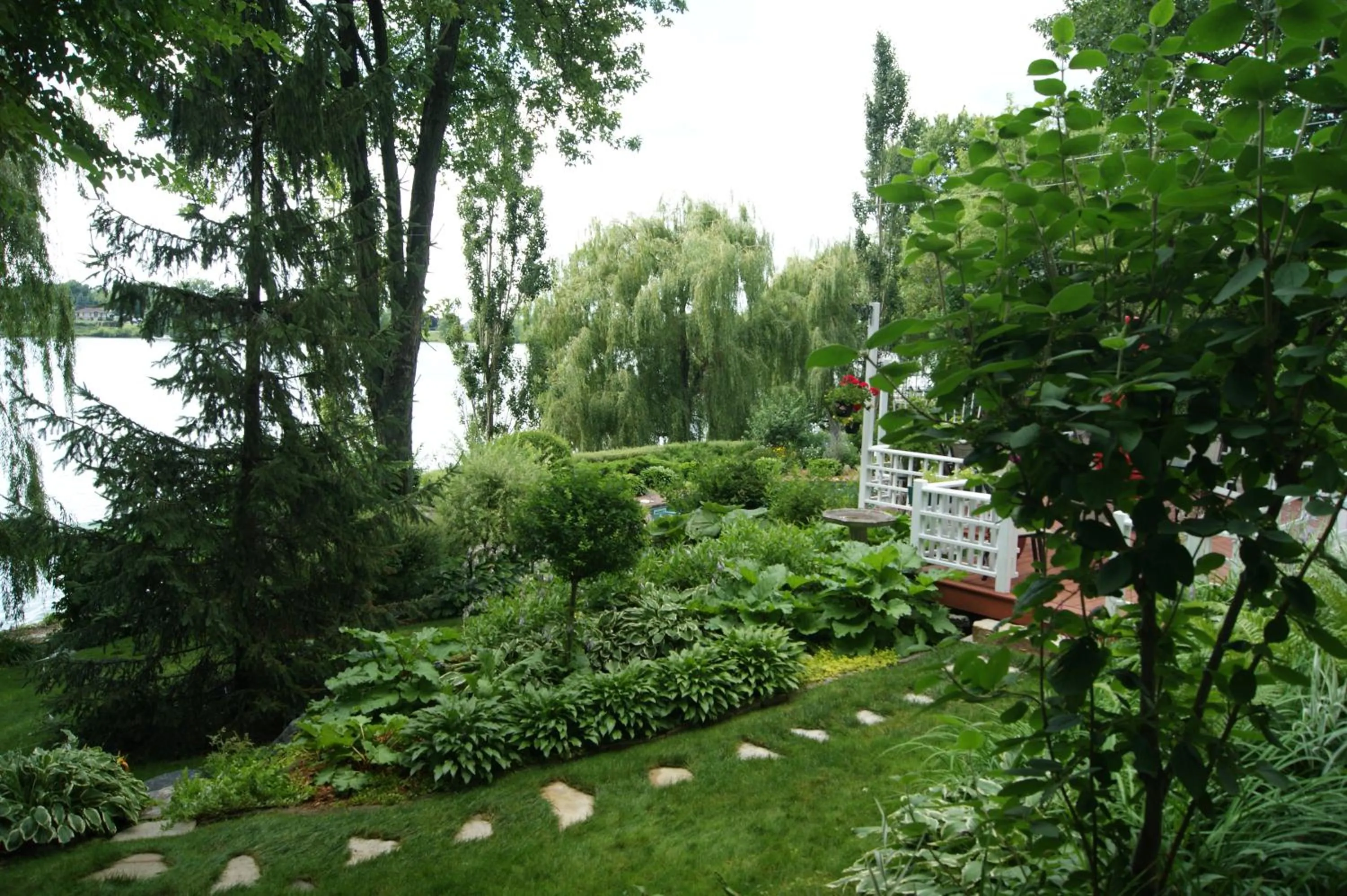 Garden in La Belle aux Berges