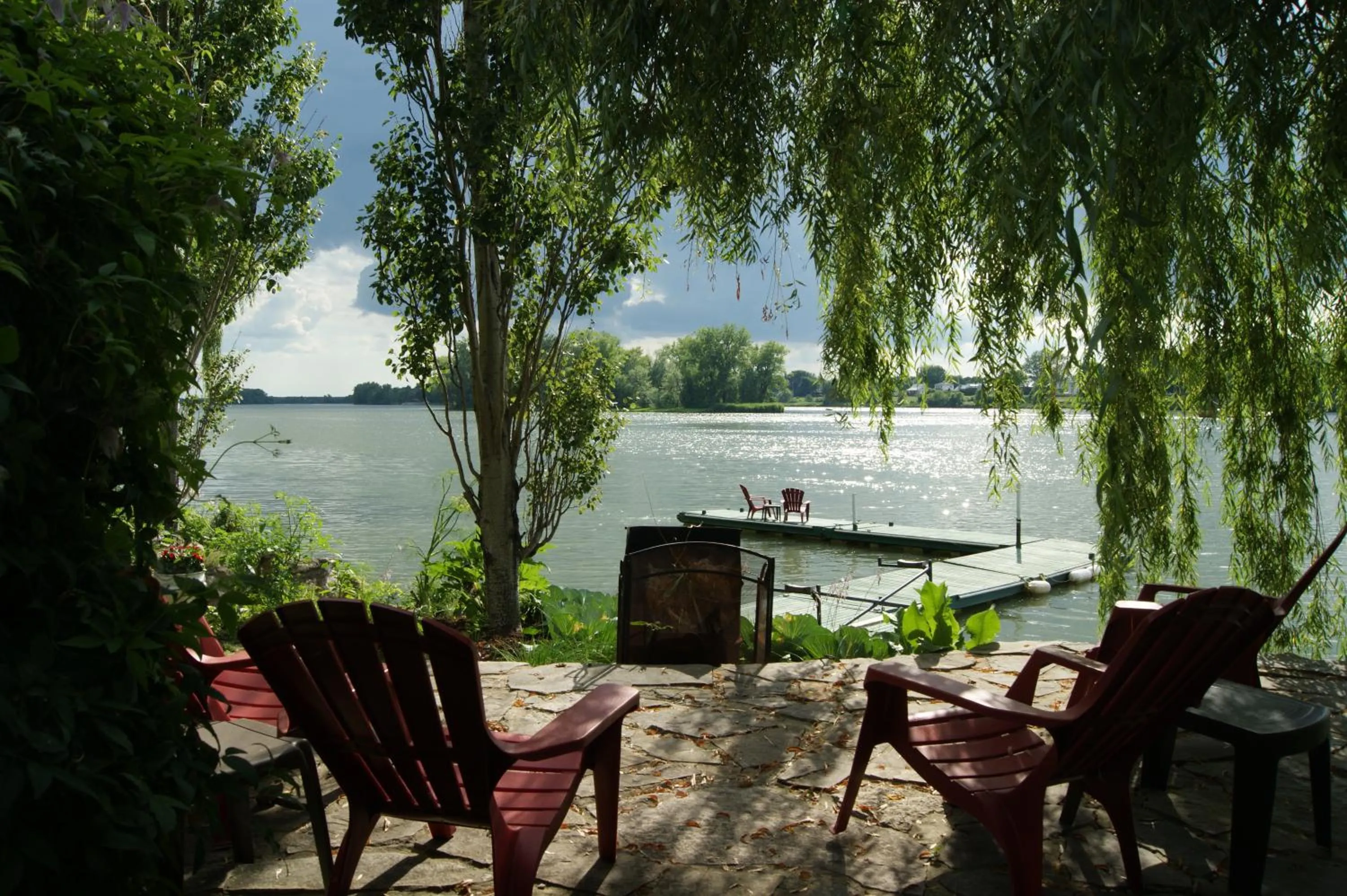 River view in La Belle aux Berges
