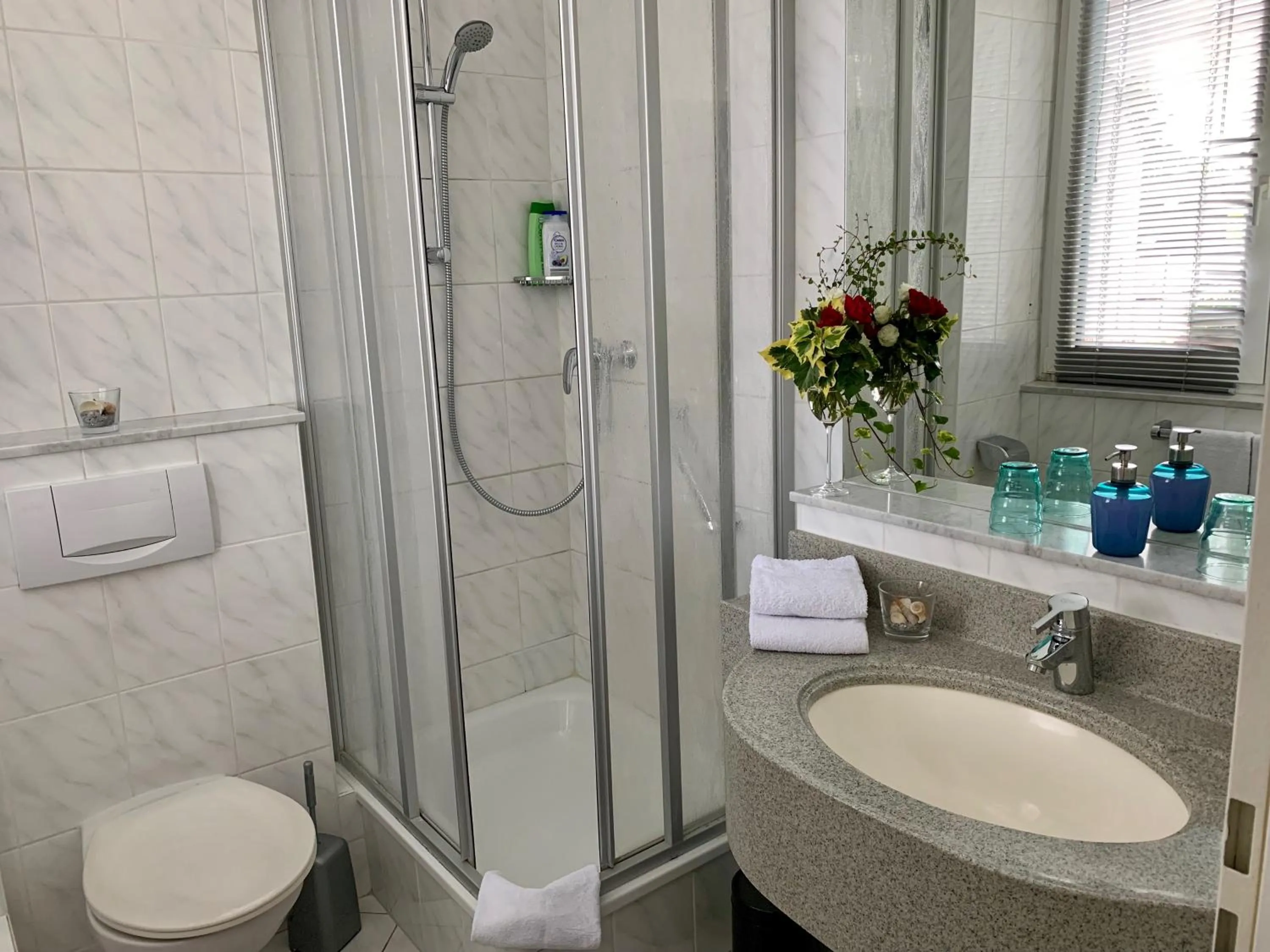 Bathroom in Art Hotel Köln