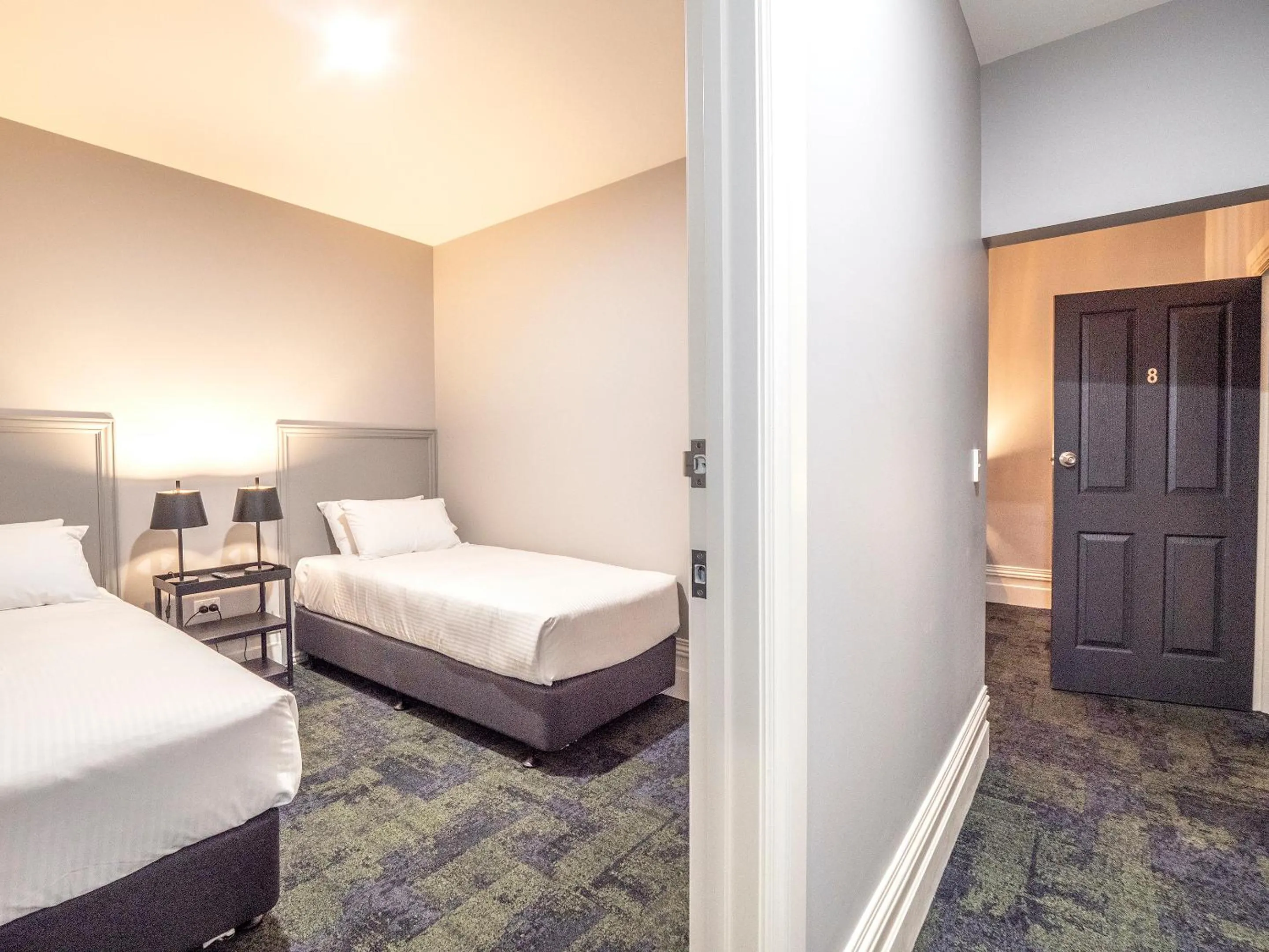 Photo of the whole room, Bed in Telegraph Hotel Numurkah