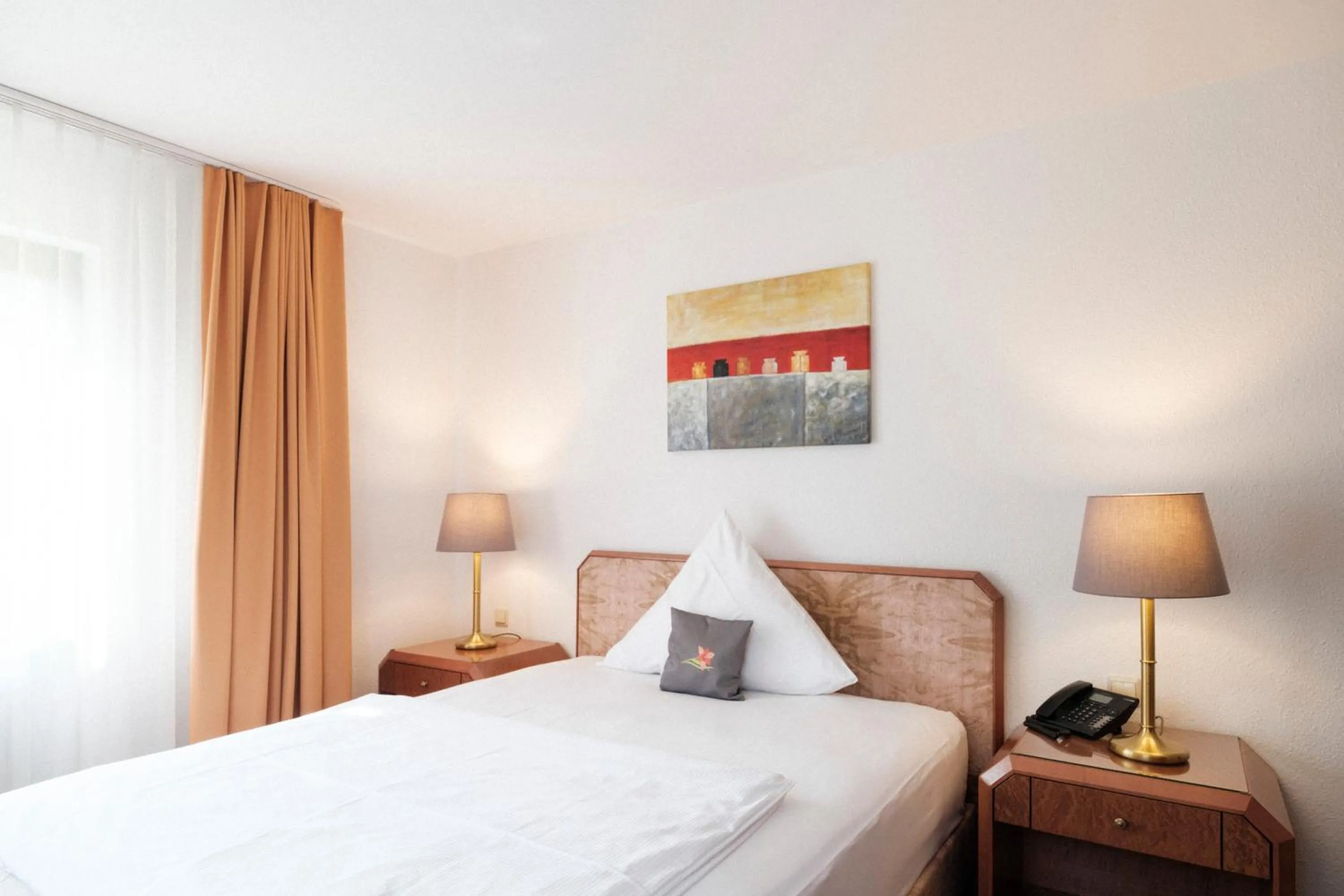 Bed in Hotel Flora Möhringen