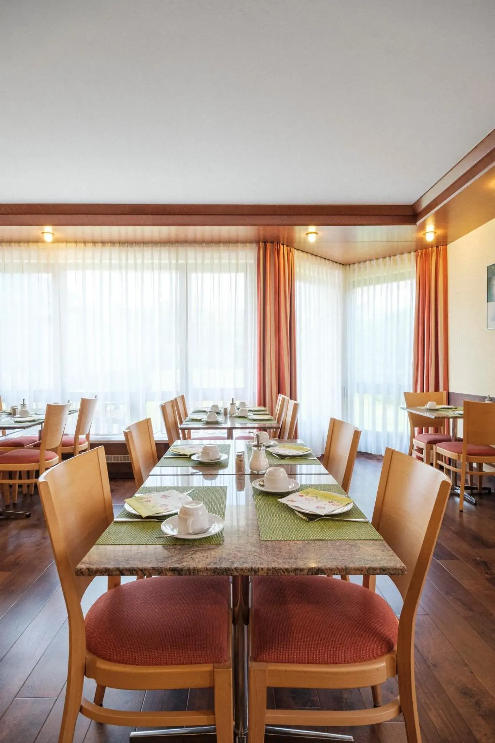 Breakfast in Hotel Flora Möhringen Breakfast in Hotel Flora Möhringen