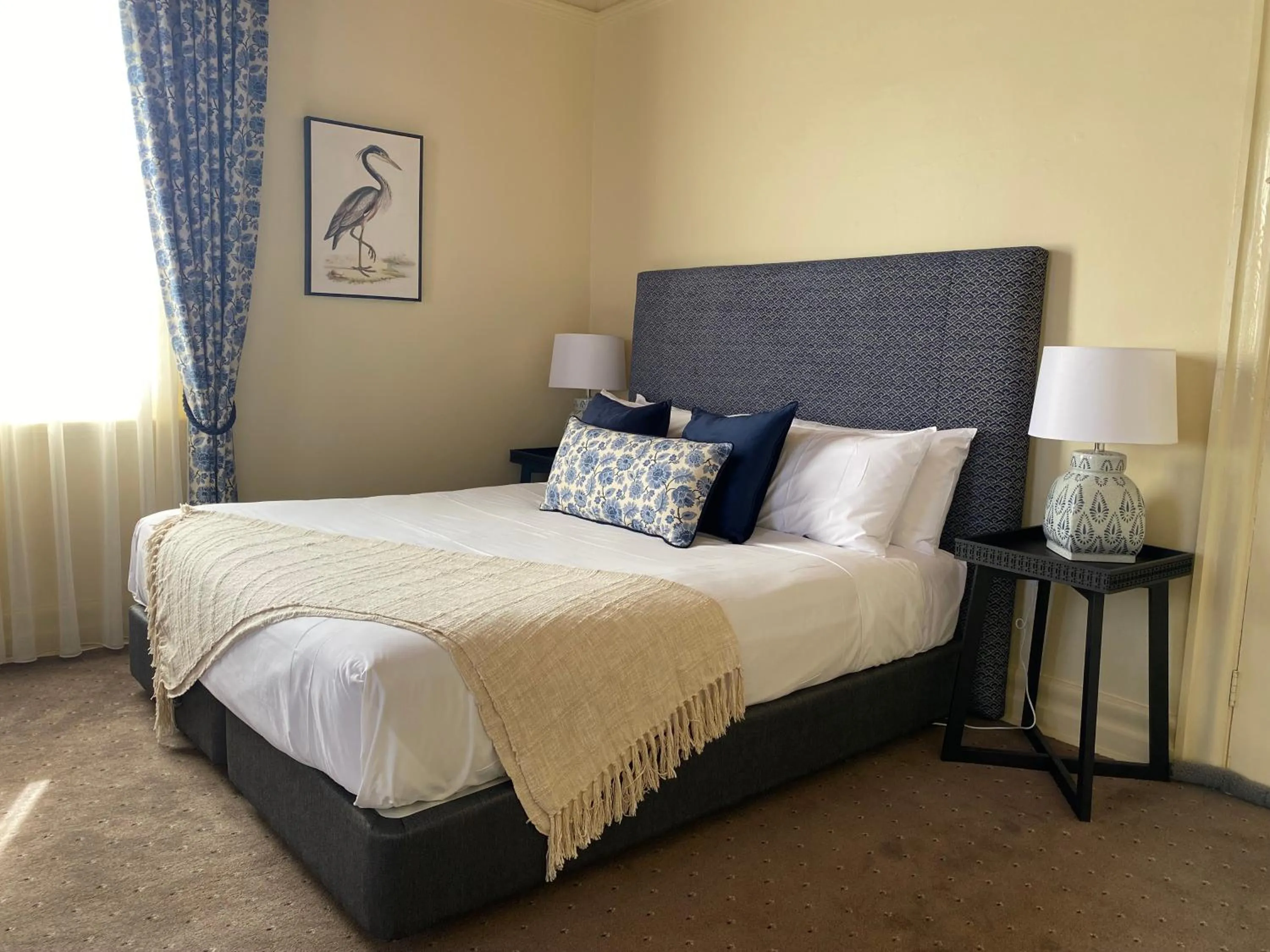 Bedroom, Bed in Commercial Travellers House