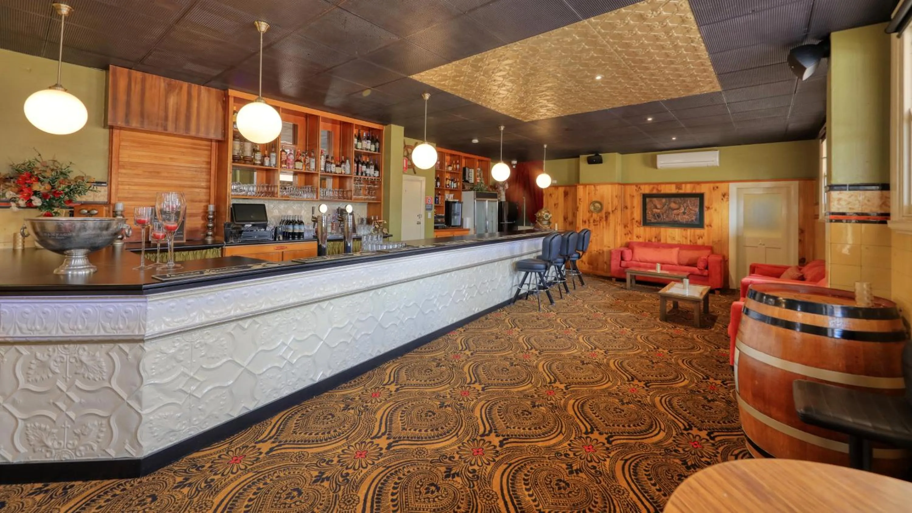 Banquet/Function facilities in Commercial Travellers House