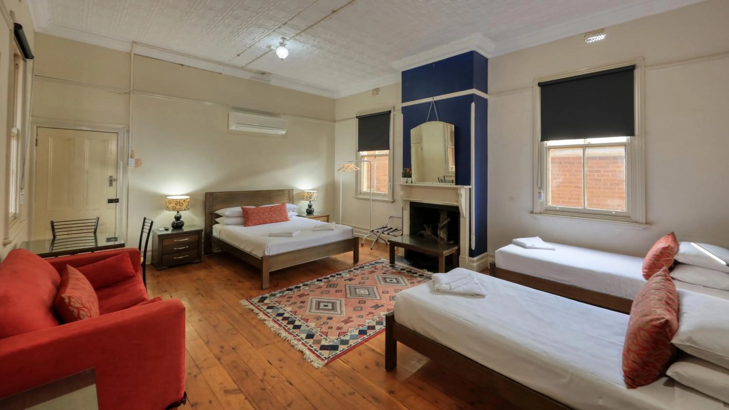 Bed in Commercial Travellers House