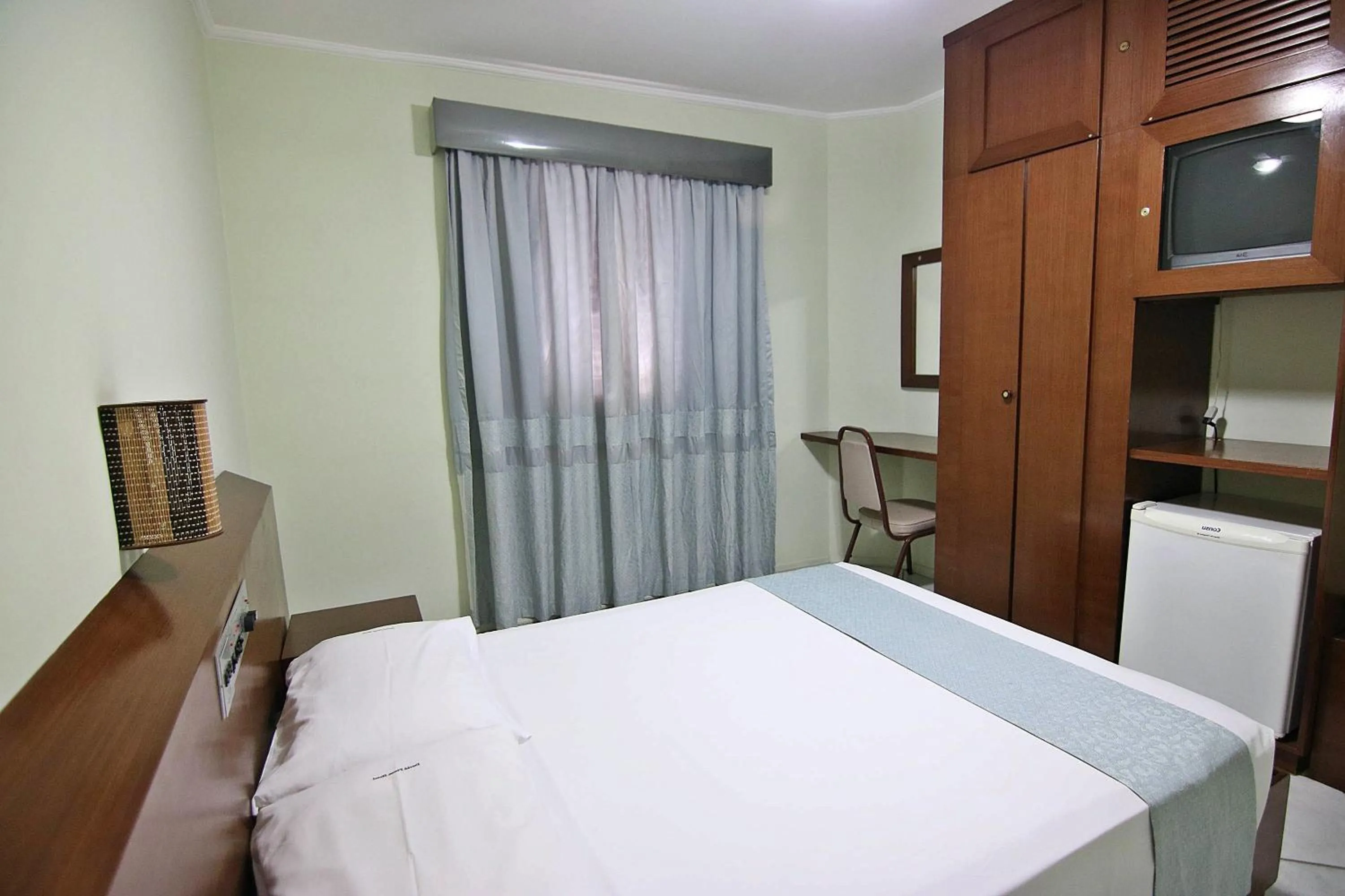 Photo of the whole room, Bed in David Plaza Hotel