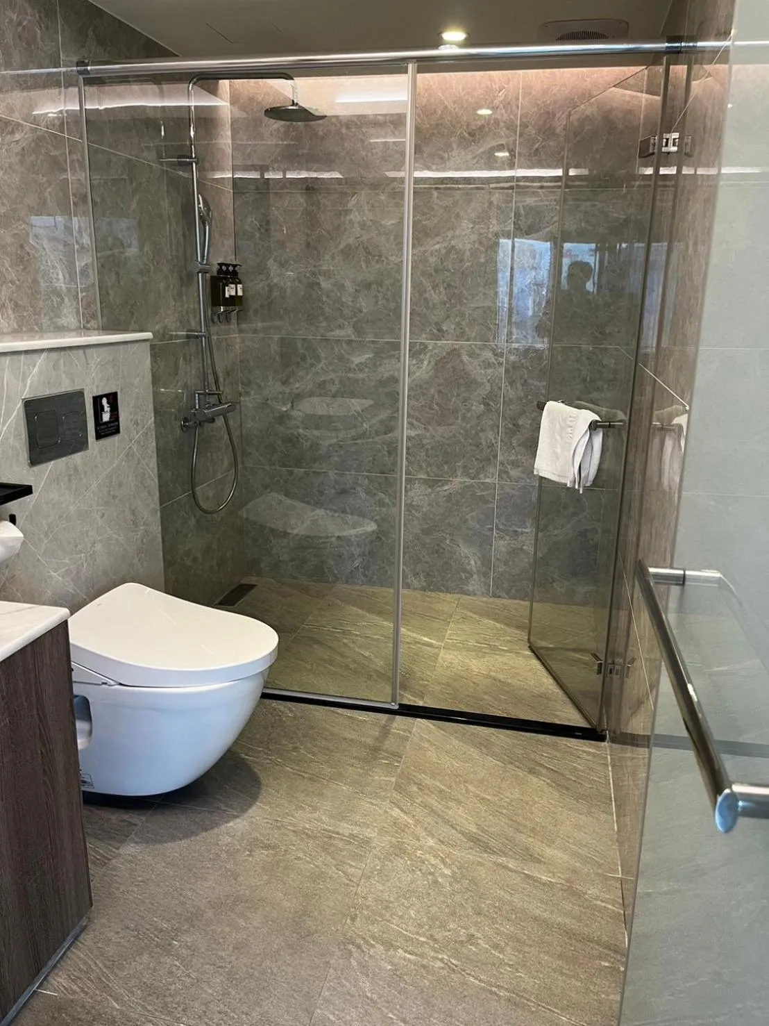 Shower in Michi Hotel - Luodong