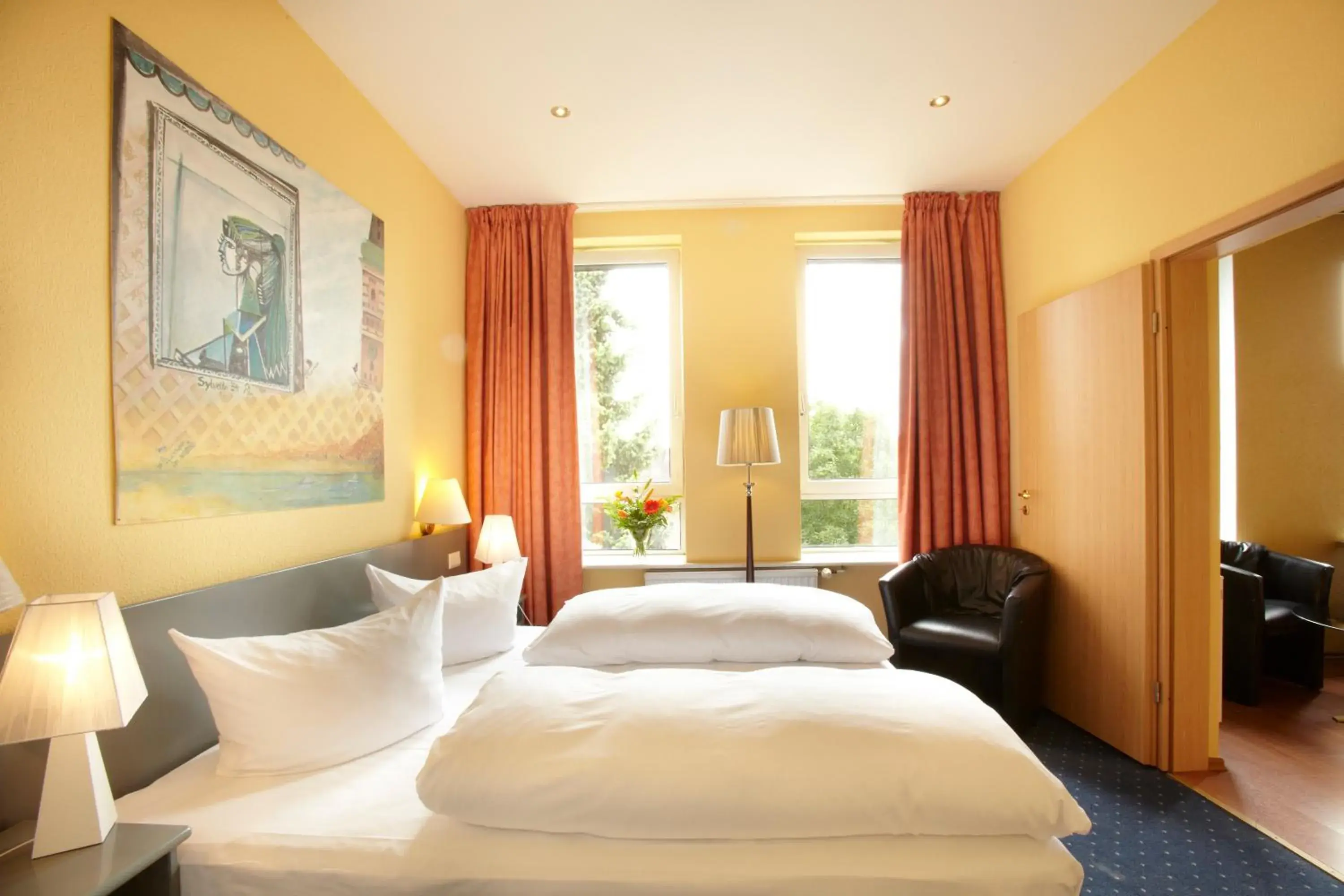 Photo of the whole room, Bed in Hotel City Kiel by Premiere Classe