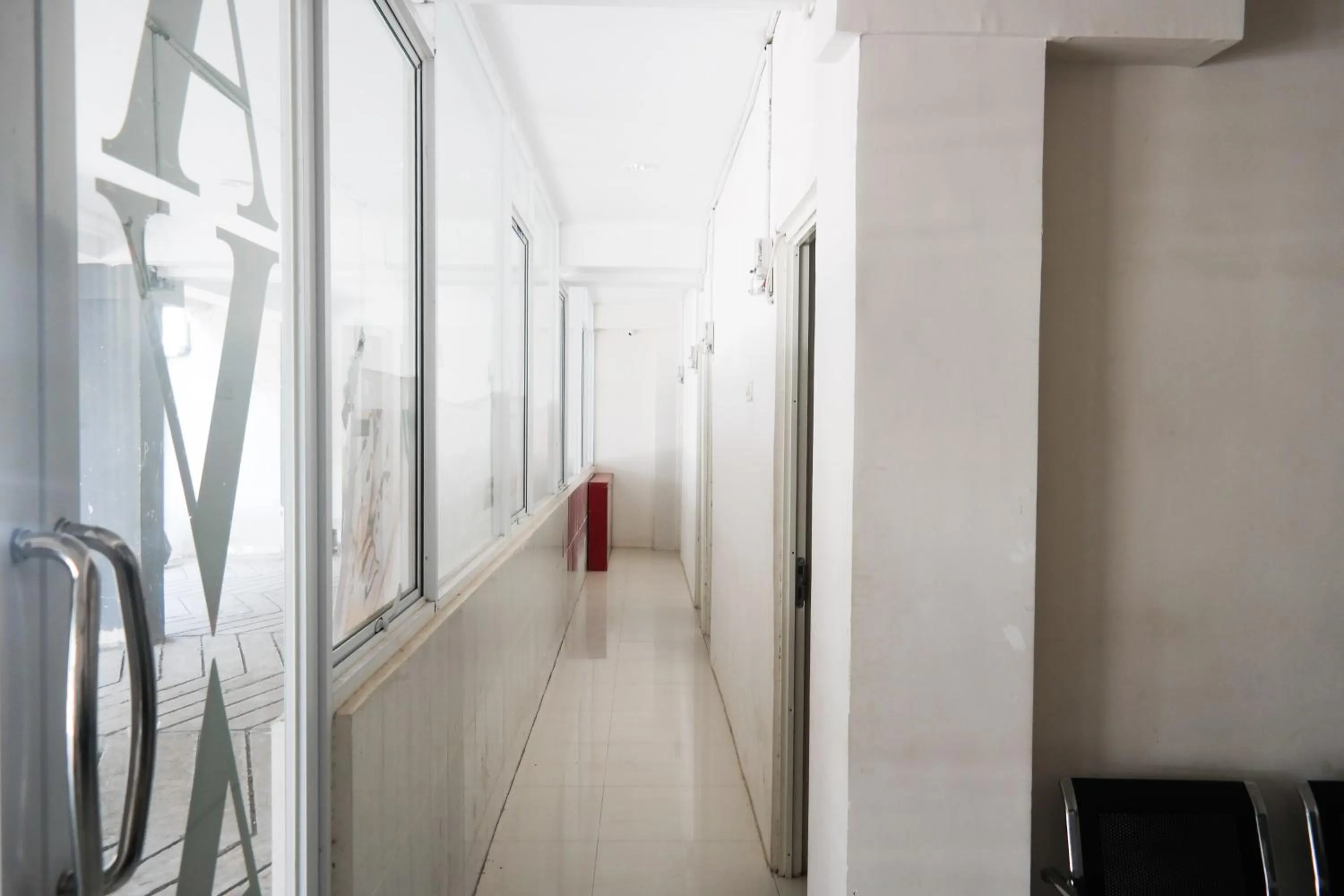 RedDoorz at Jalan Somba Opu Losari