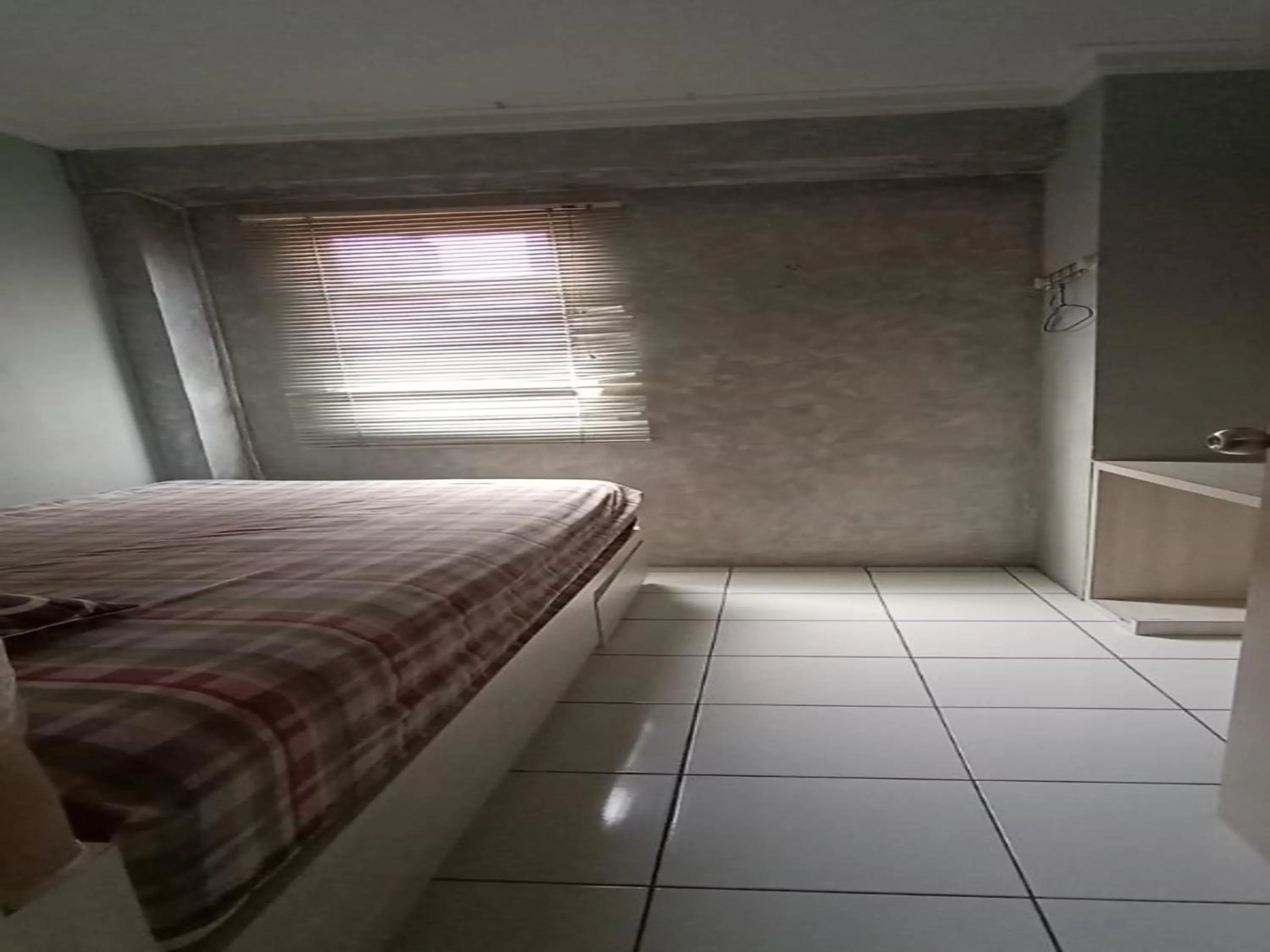 Bedroom, Bed in Sewaunitkalcit