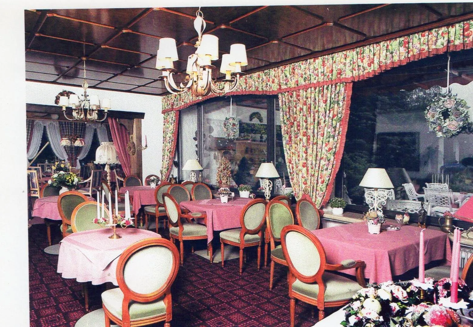 Restaurant/places to eat in Wellness und Romantik Hotel Helmboldt