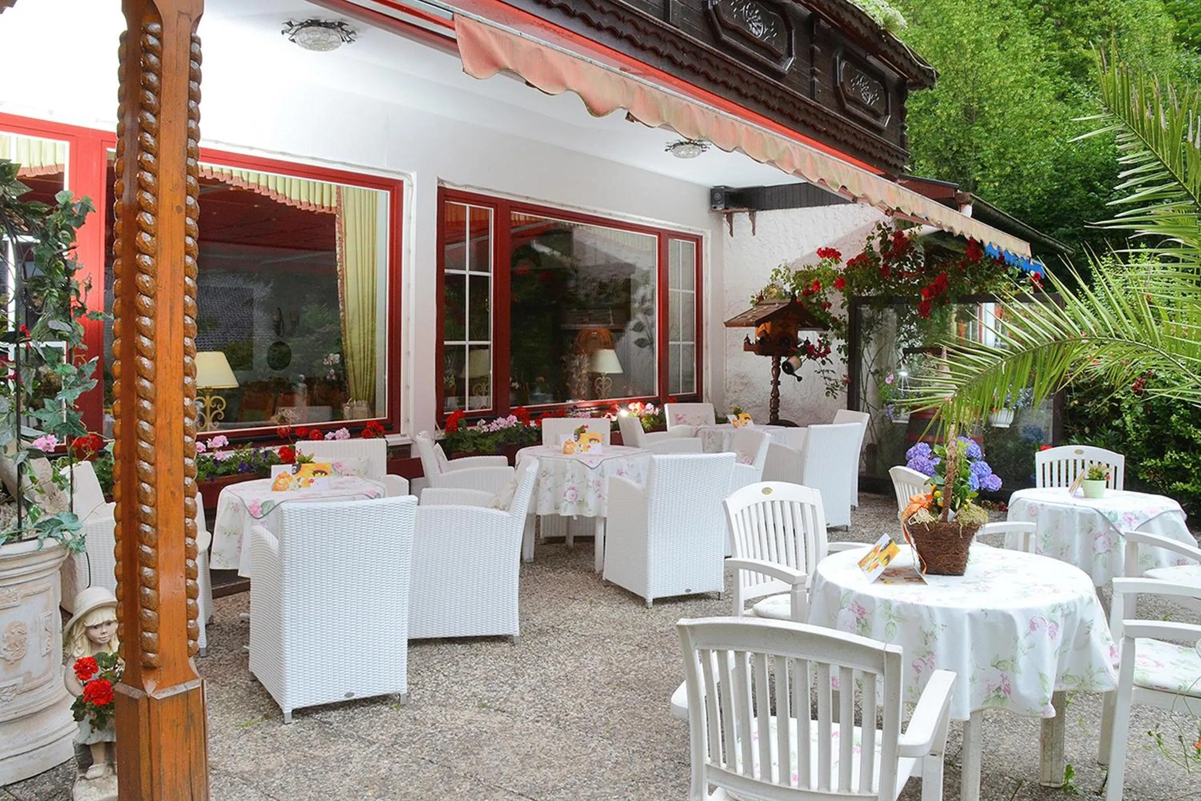 Restaurant/places to eat in Wellness und Romantik Hotel Helmboldt