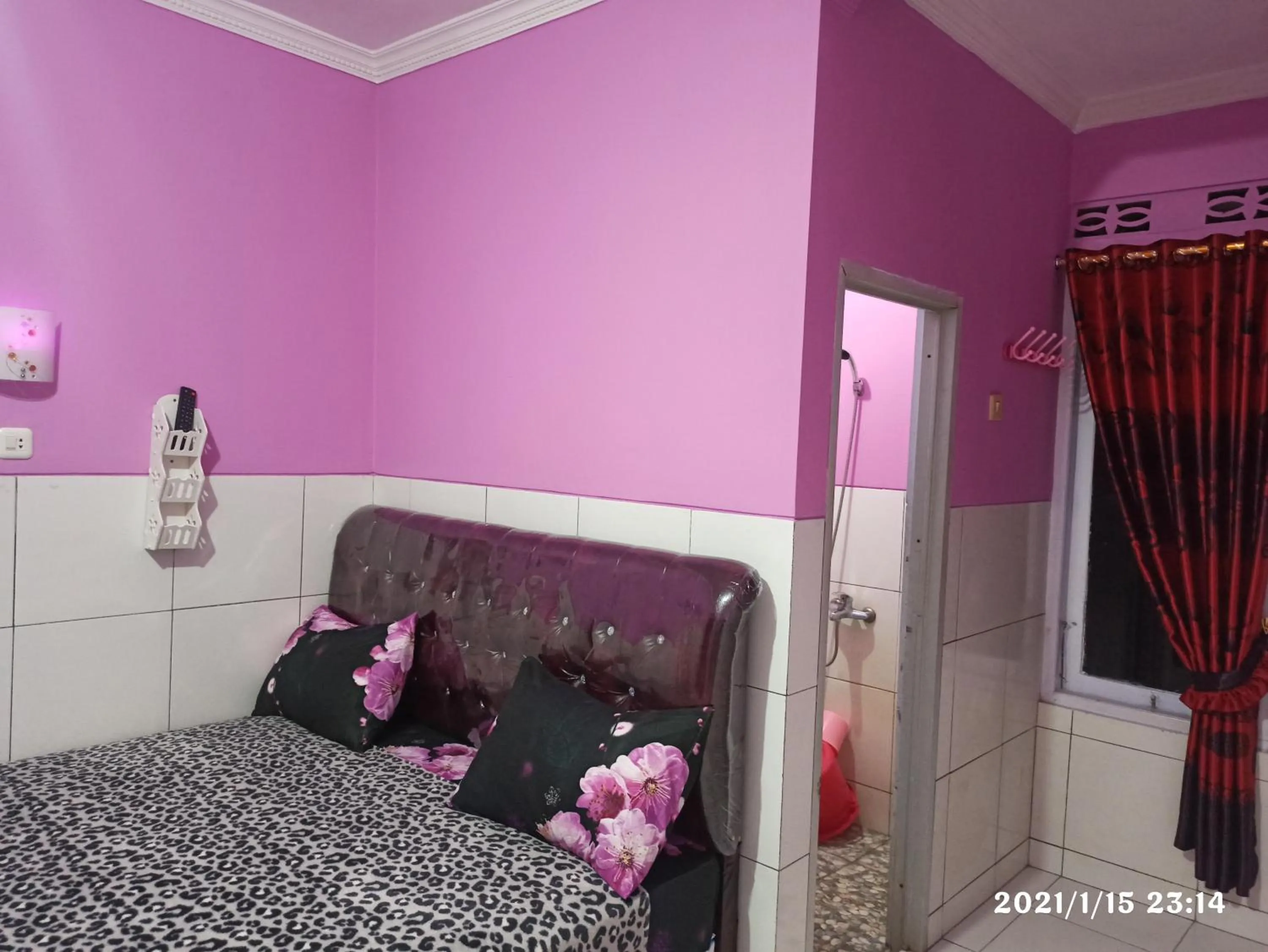 Bed in Hotel Nakula Sadewa 2 Bandungan