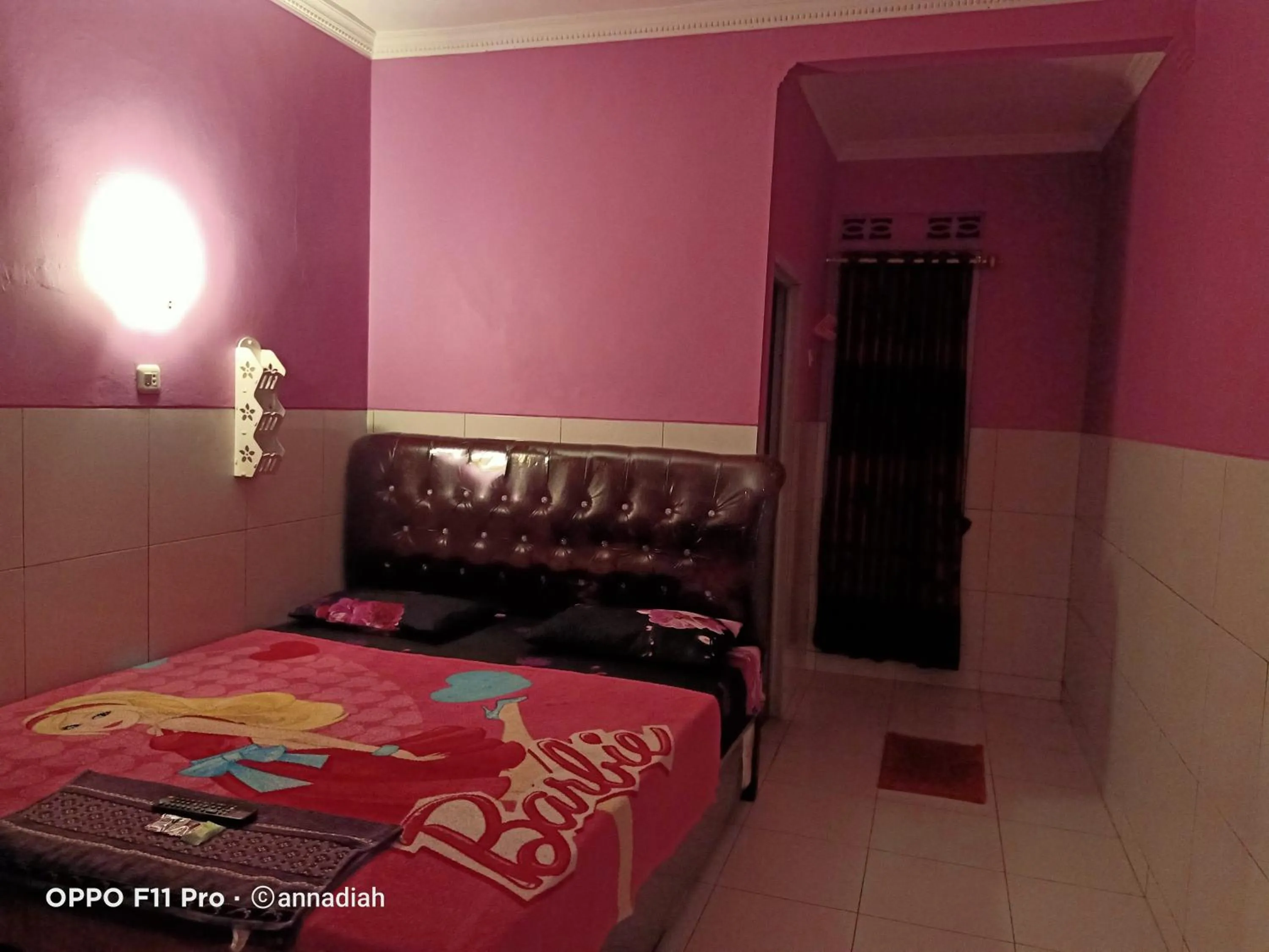 Photo of the whole room, Bed in Hotel Nakula Sadewa 2 Bandungan