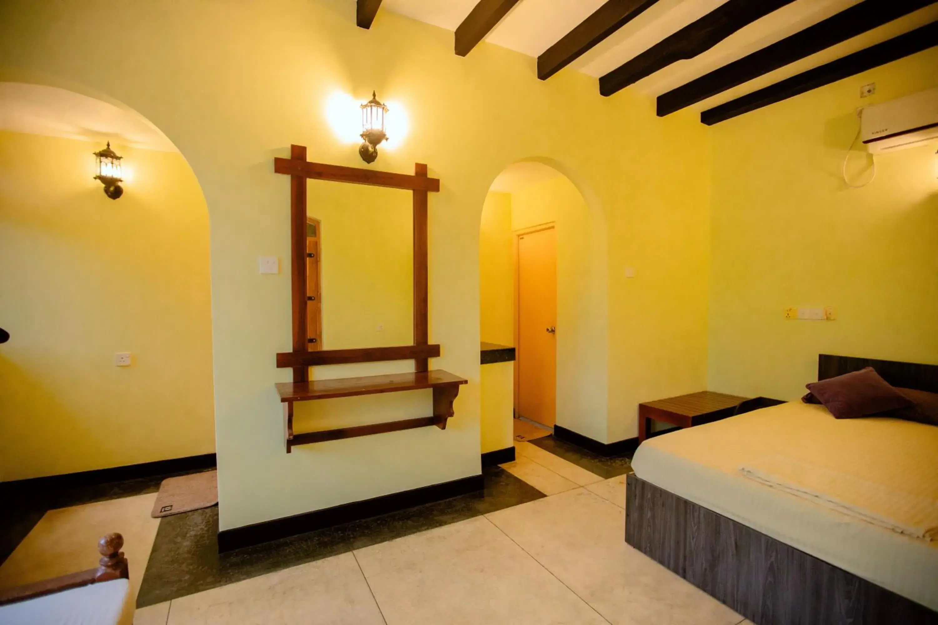 Property building, Bed in Yala River Face Inn Property building, Bed in Yala River Face Inn