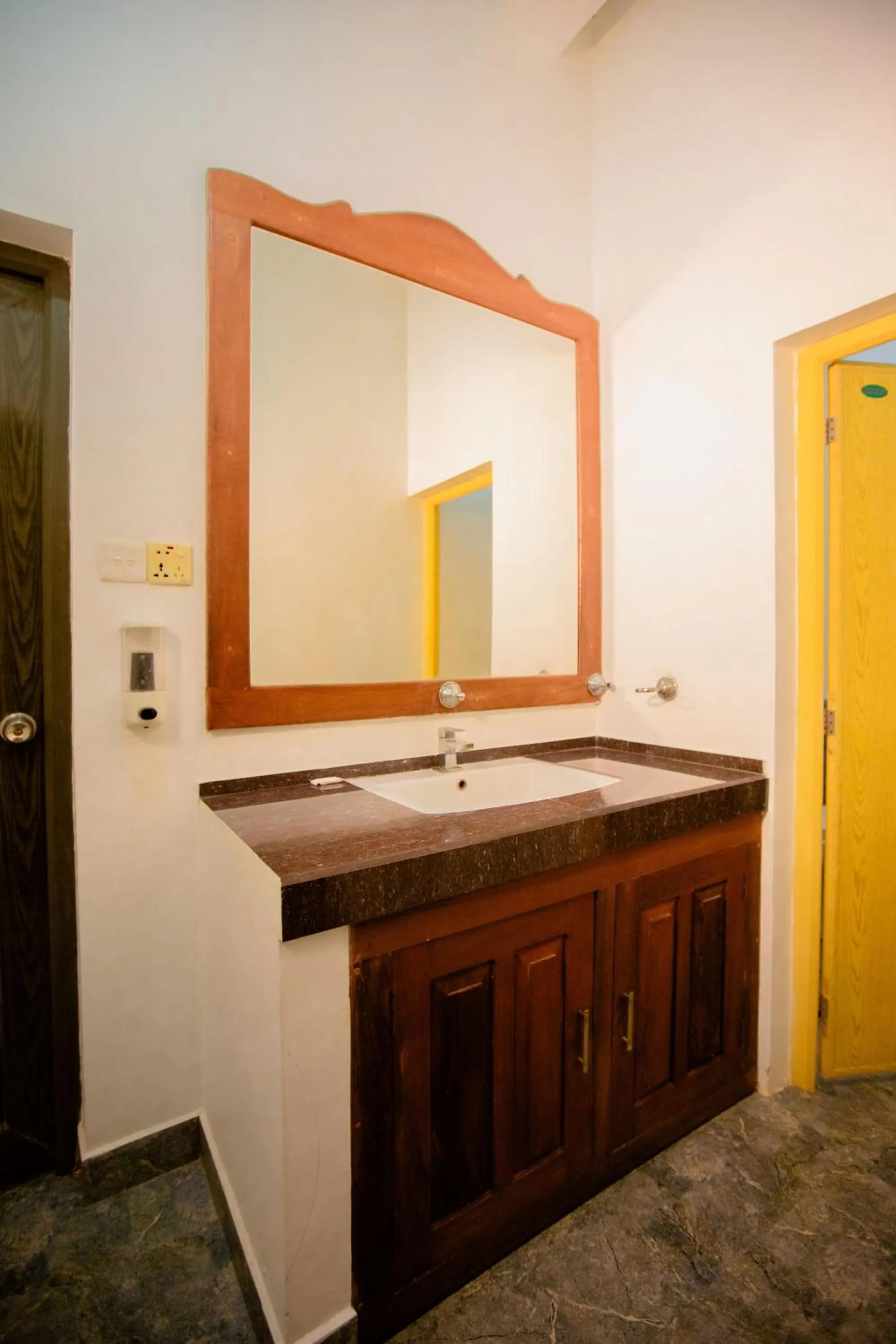 Bedroom in Yala River Face Inn