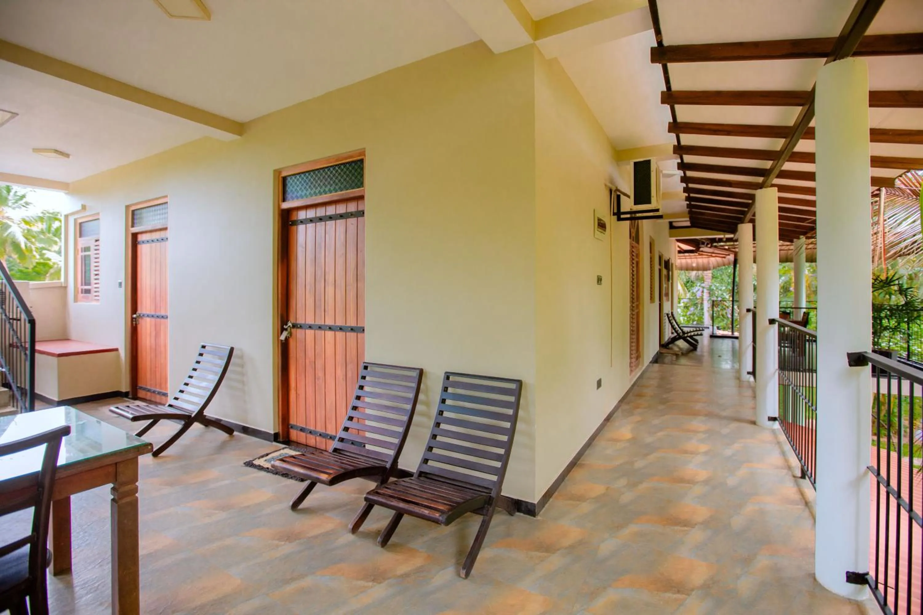 Balcony/Terrace in Yala River Face Inn